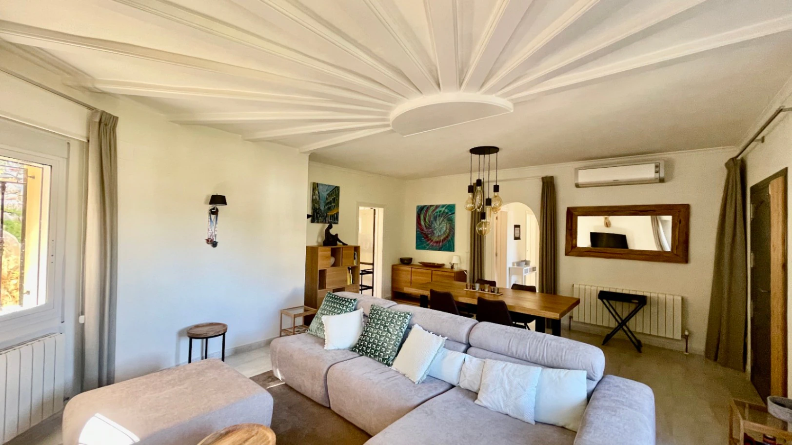 Villa for sale in Orba: Luxury & elegant
