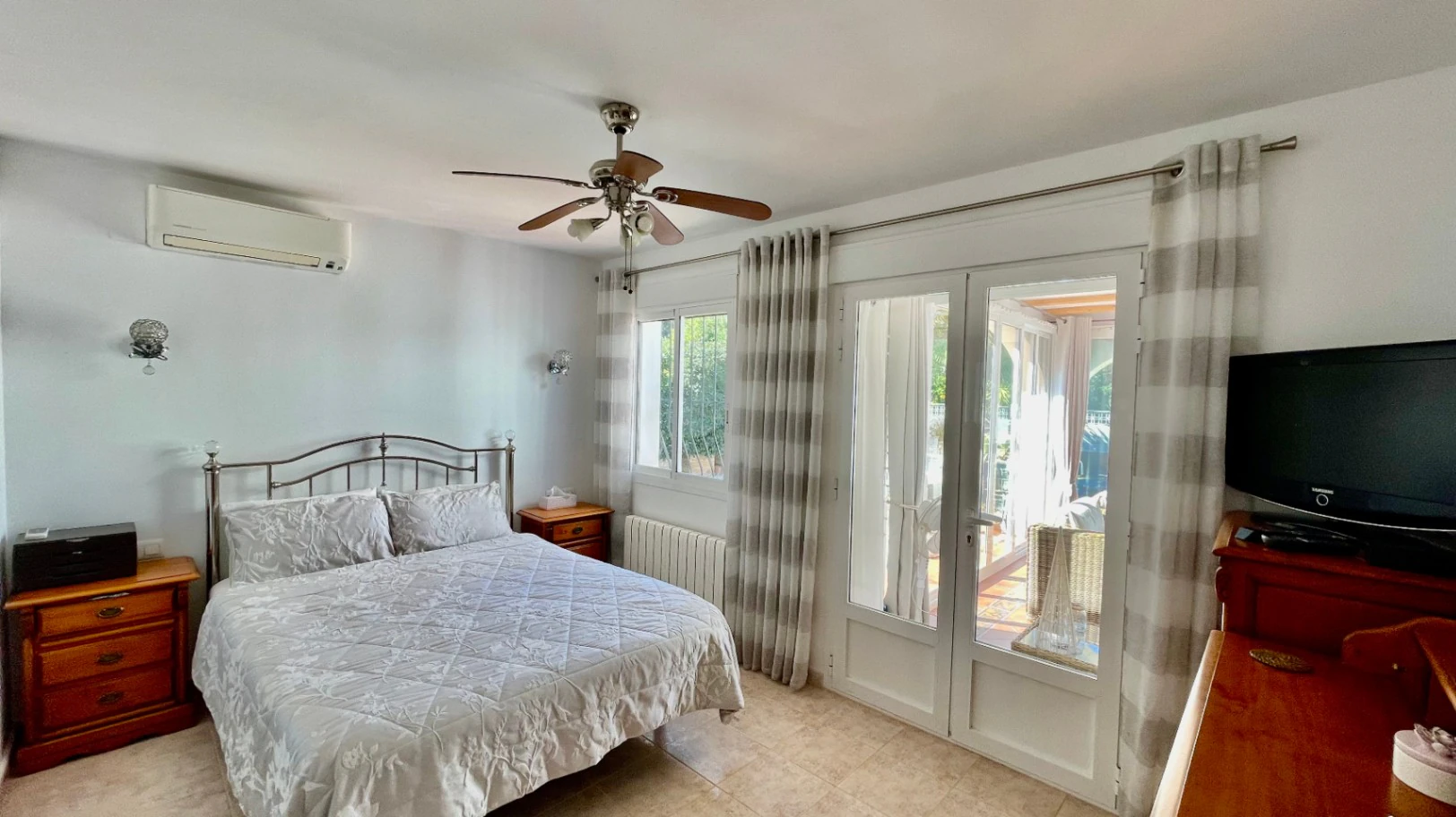 Villa for sale in Benigembla: Single level living, south-facing