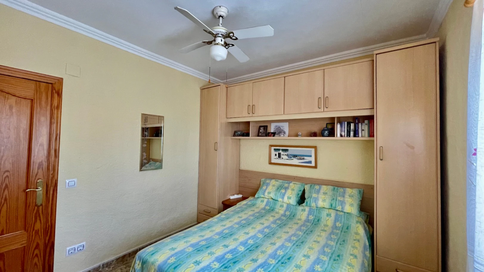 Villa for sale in Parcent: Private, corner plot