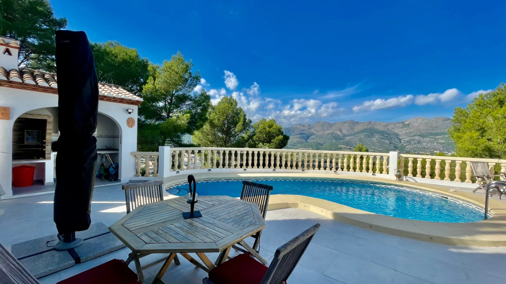 Villa for sale in Orba:  Contemporary, with breathtaking views