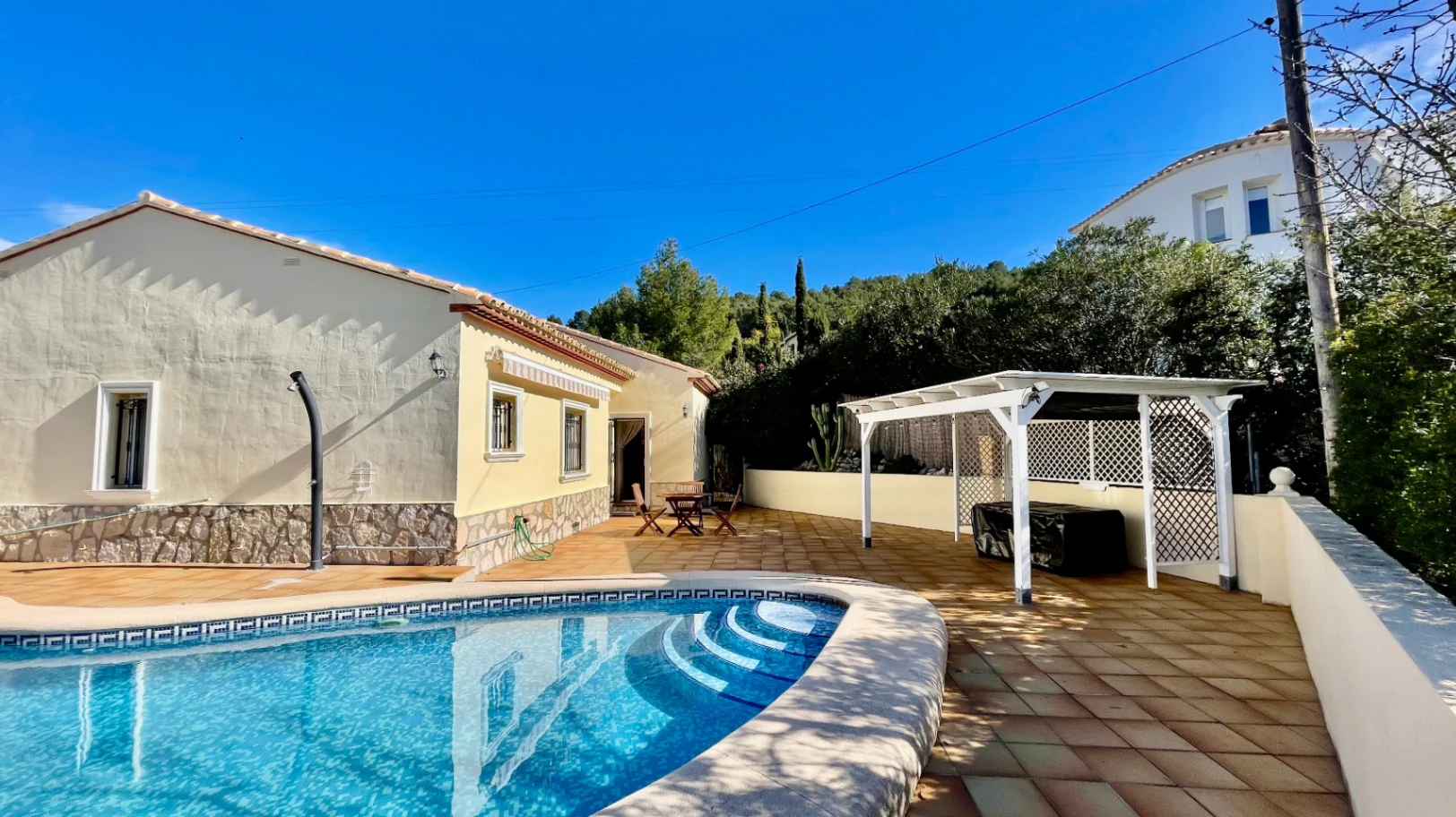 Villa for sale in Orba: Luxury & elegant