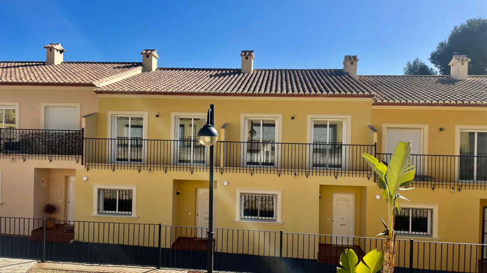 Modern townhouse for sale in Murla: Luxury, contemporary