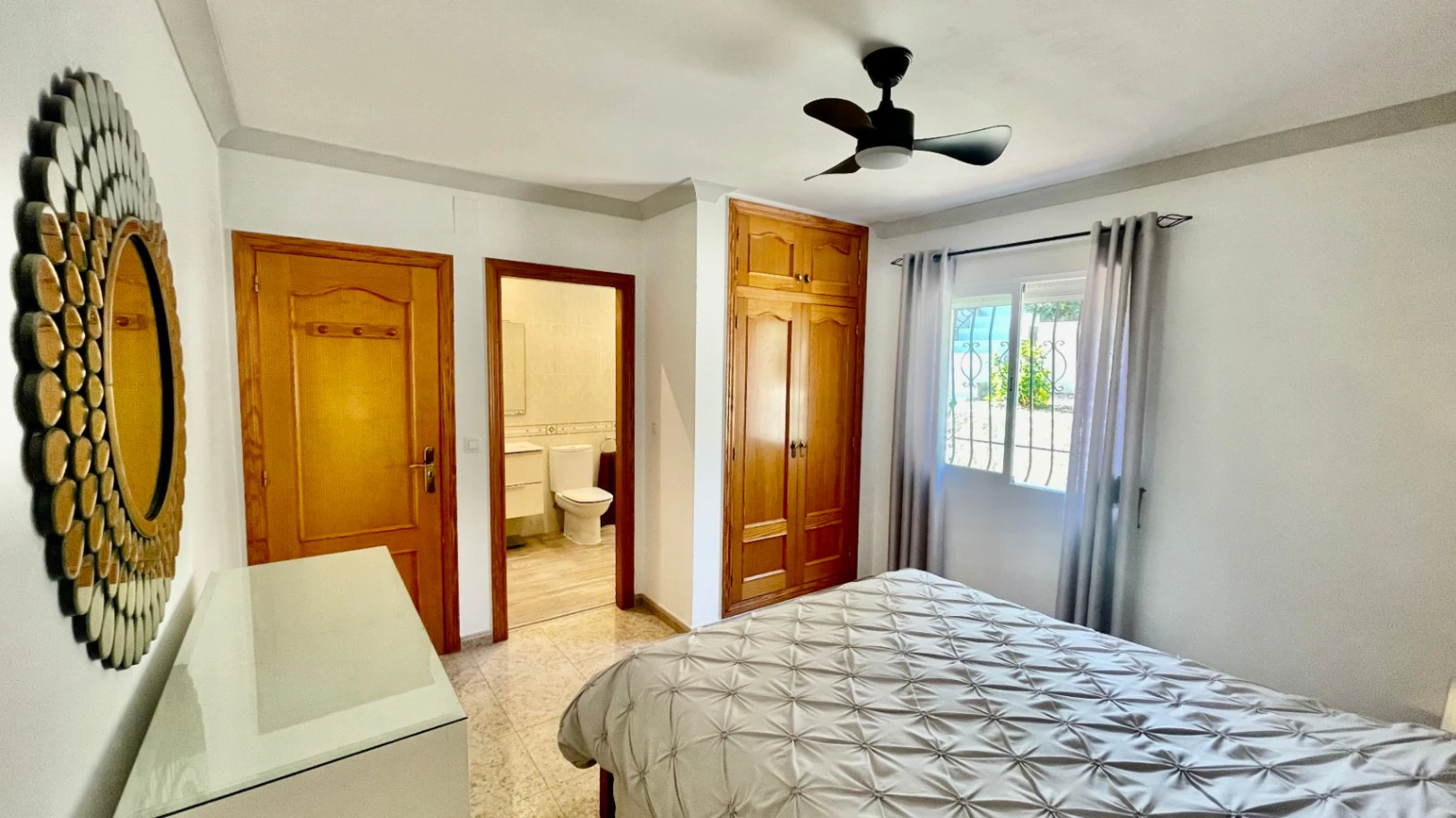 Villa for sale in Alcalali: Fabulous mountain views, excellent privacy