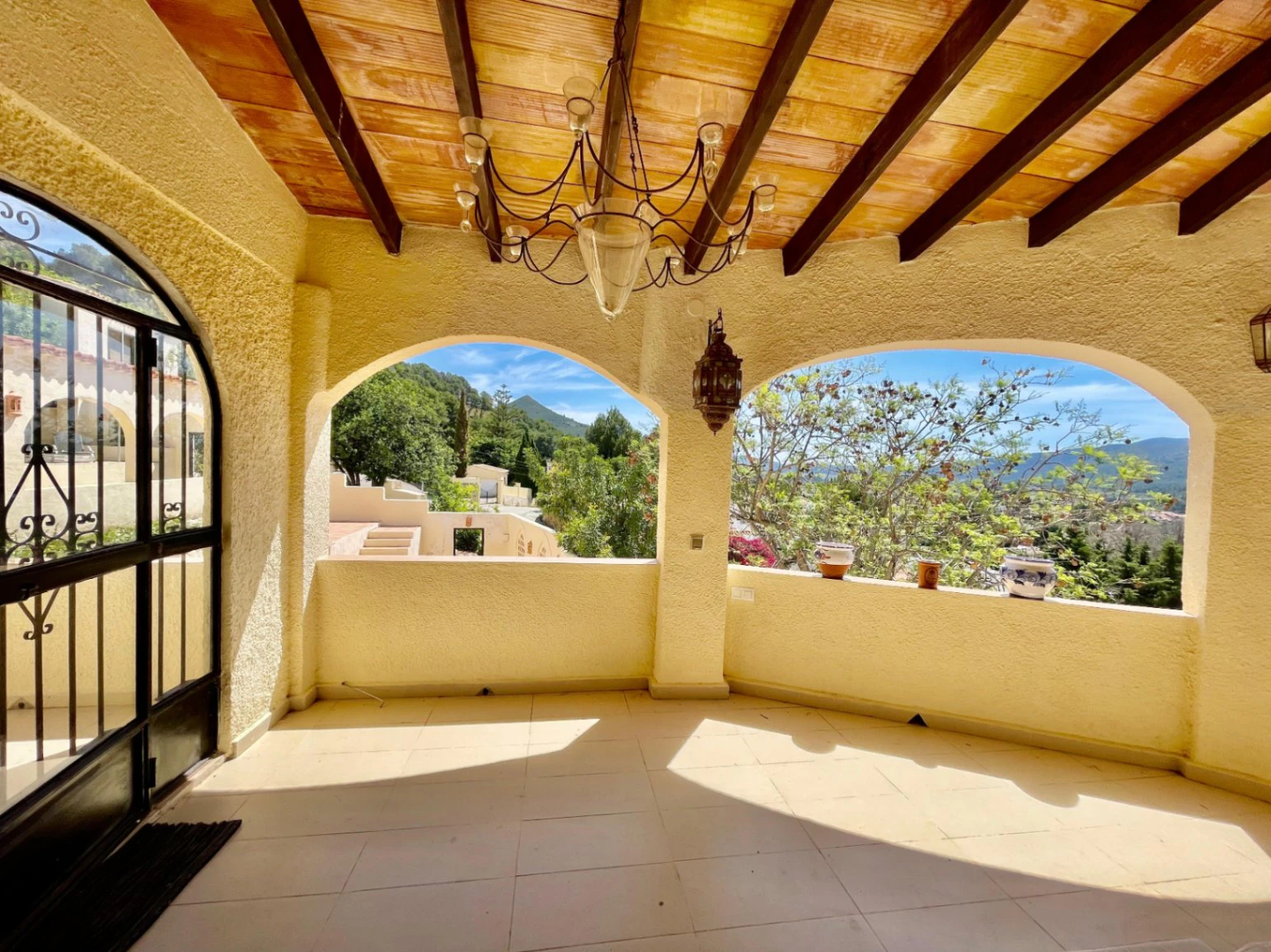 Villa te koop in Alcalali: Prachtig uitzicht, zeer privé