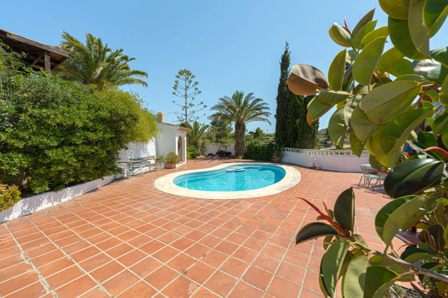 Villa for sale in Benissa: Stables and land