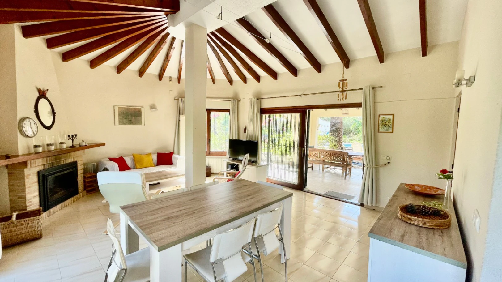 Villa for sale in Parcent: Charming, sought-after area