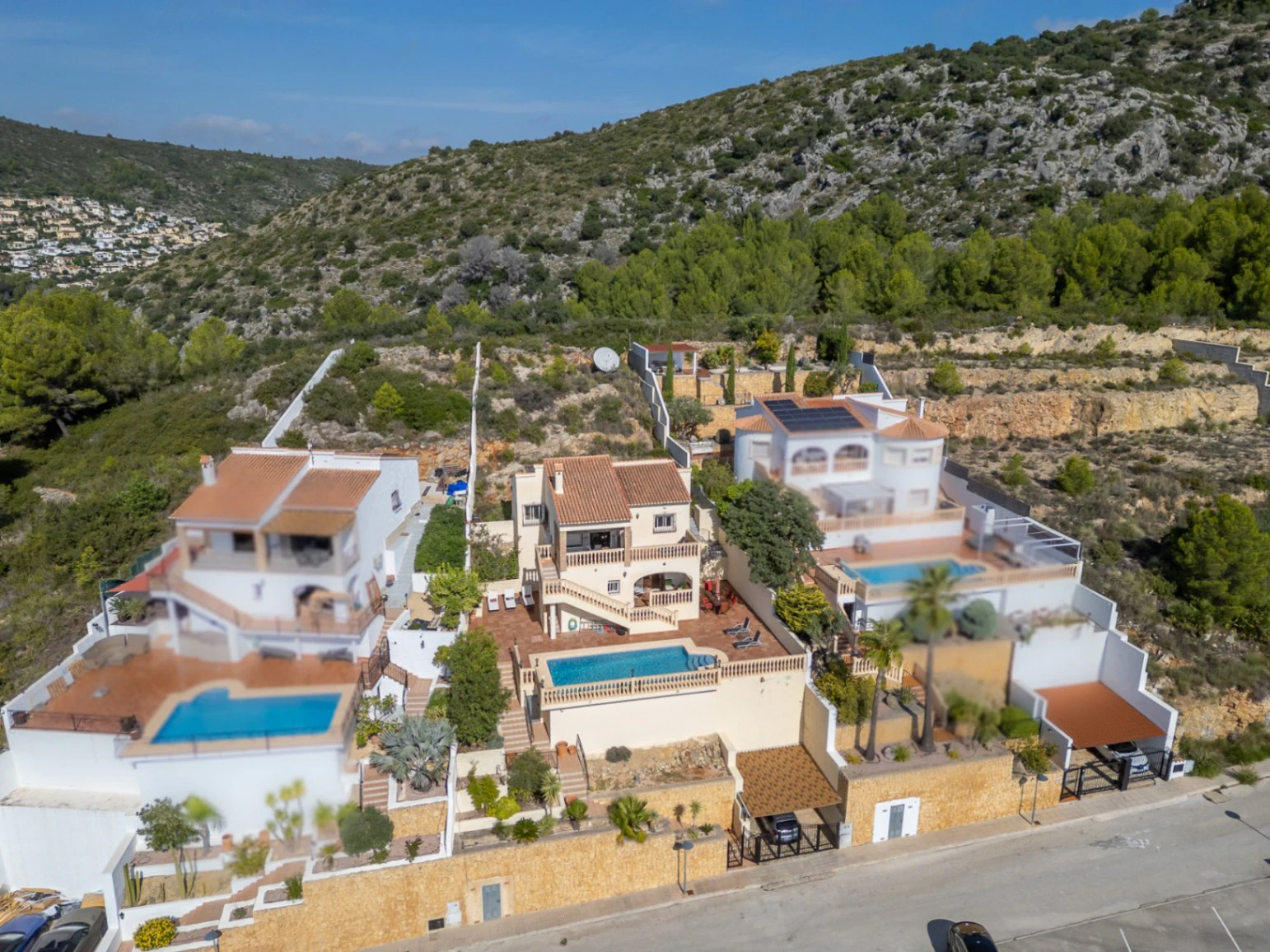 Villa for sale in Jalon: Spectacular, south-facing valley views