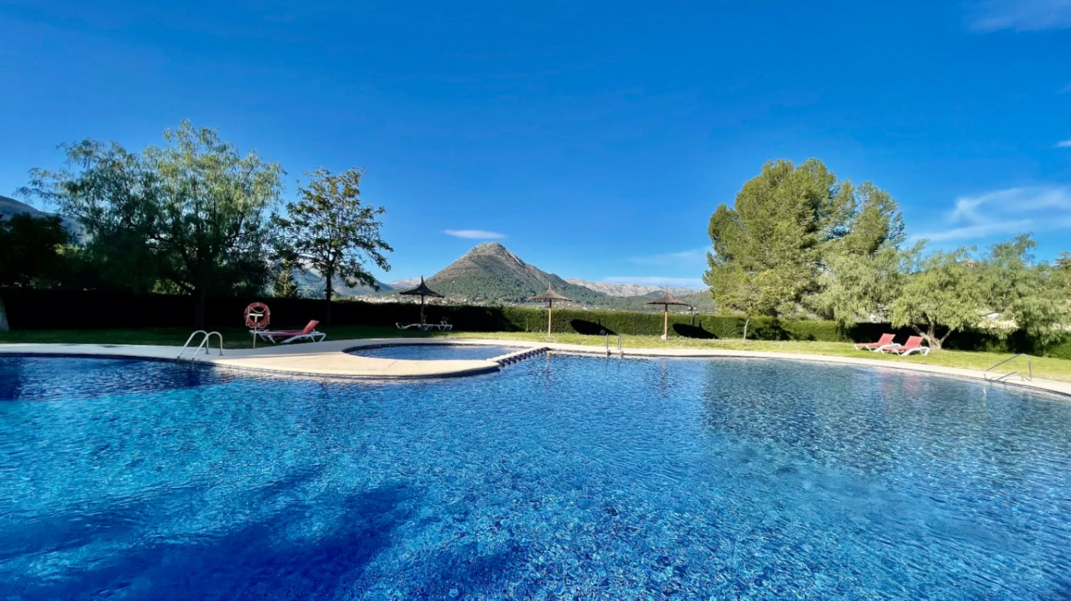 Semi-detached bungalow for sale in Murla: Stunning views