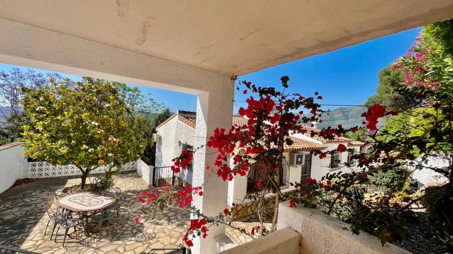 Villa te koop in Alcalali: Prachtig uitzicht op het zuiden