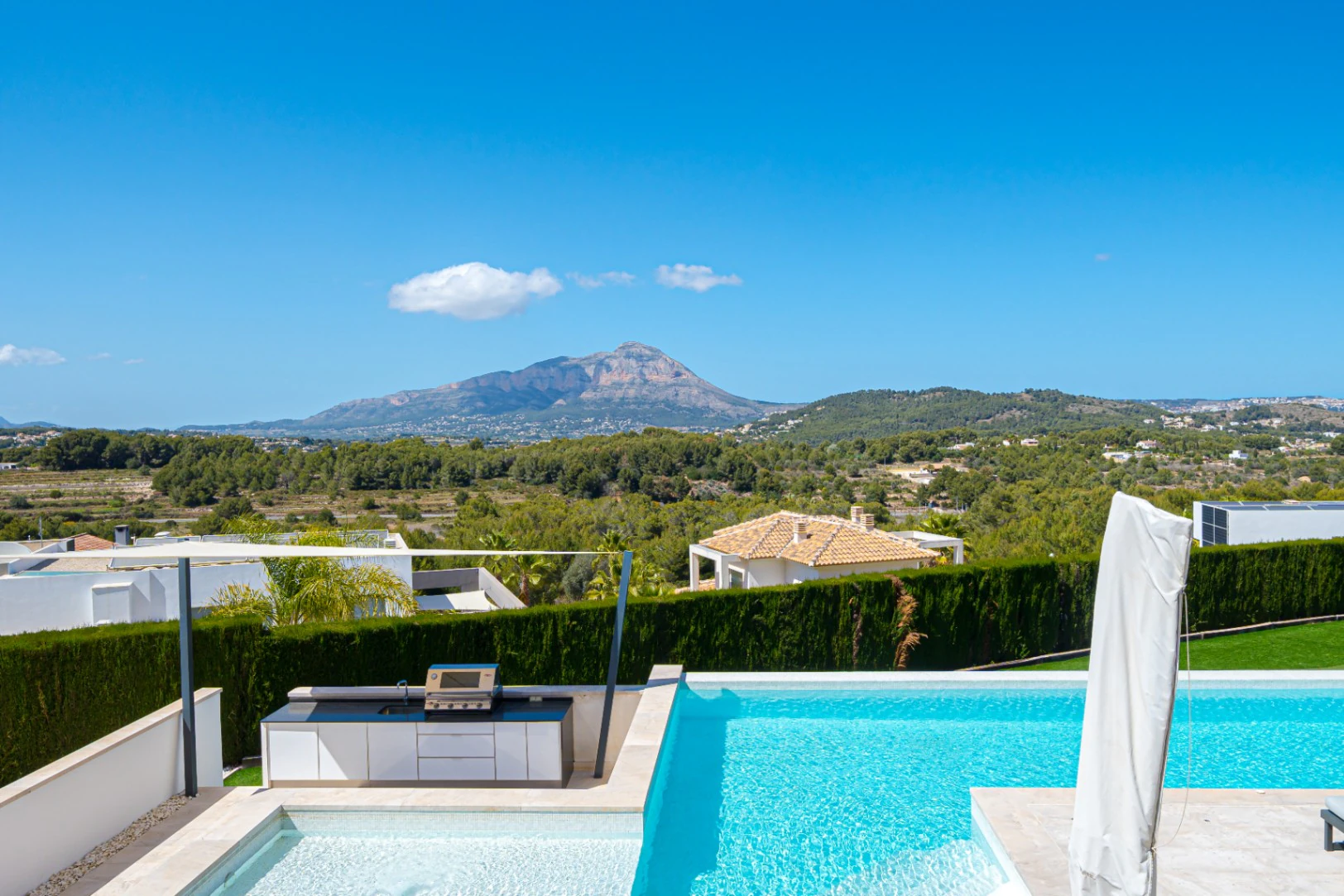 Villa for sale in Javea with sea views