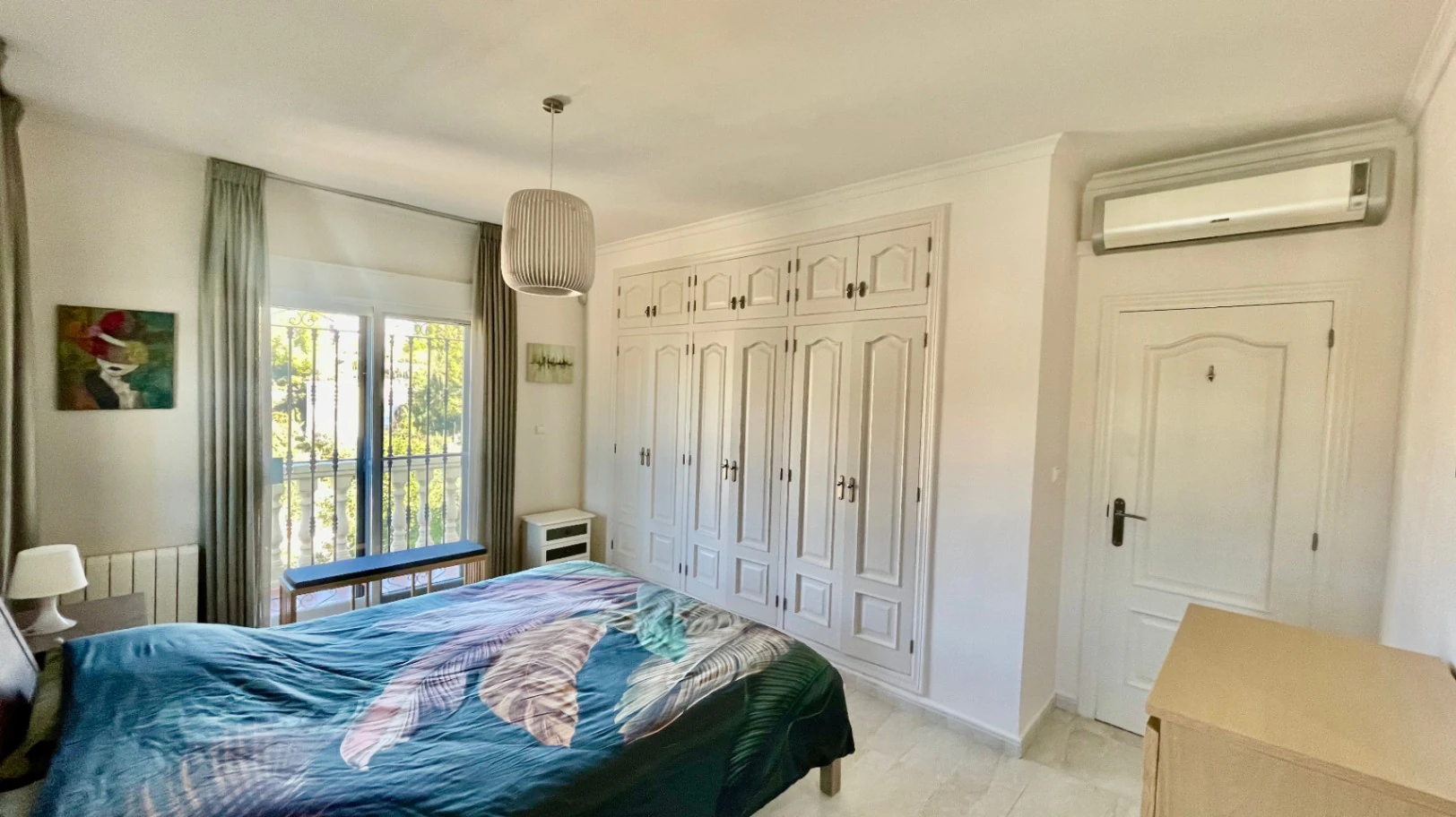 Villa for sale in Orba: Luxury & elegant