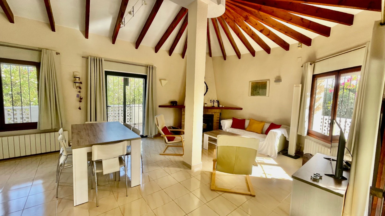 Villa for sale in Parcent: Charming, sought-after area