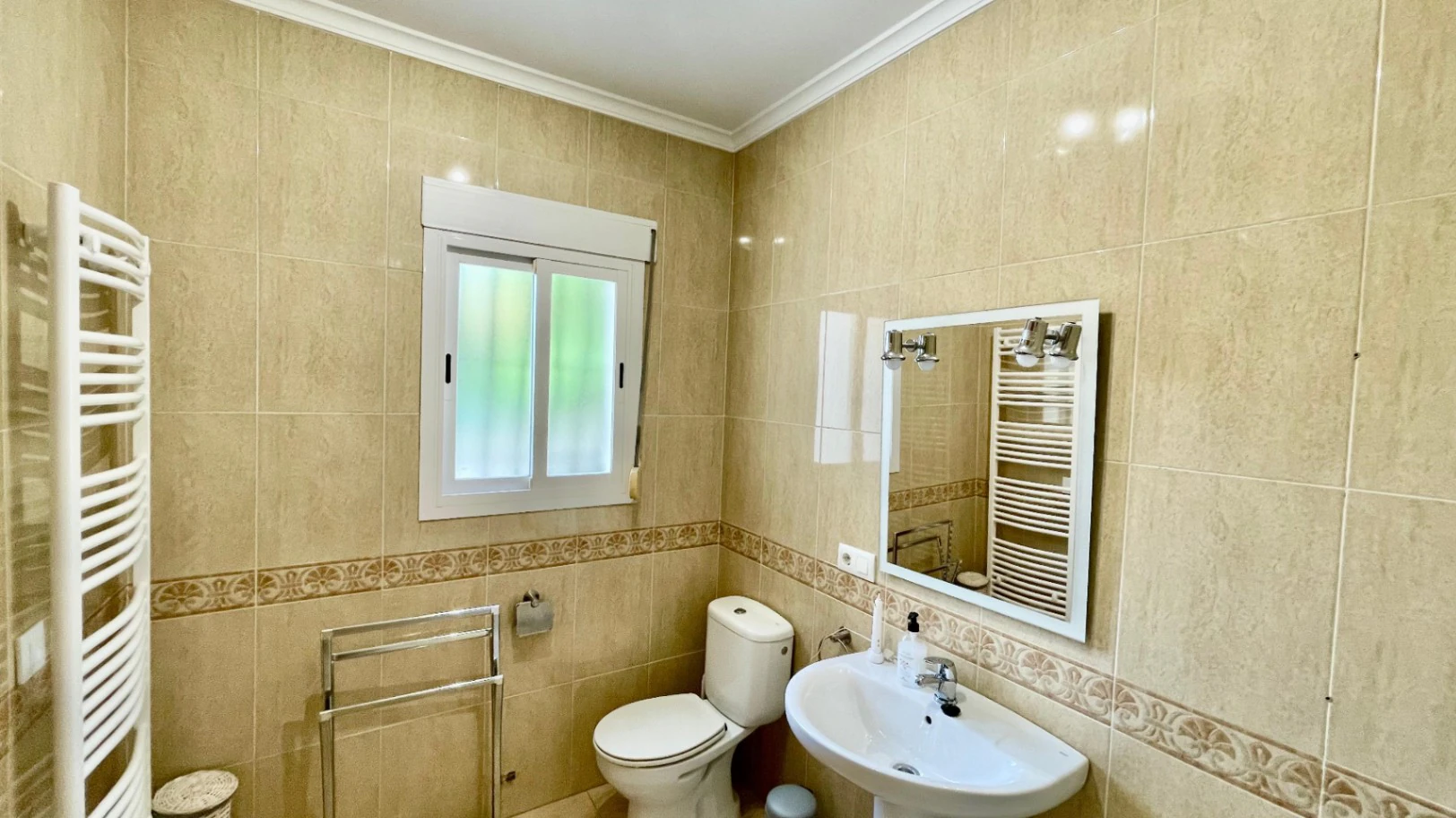 Villa for sale in Alcalali: South facing, all on one level
