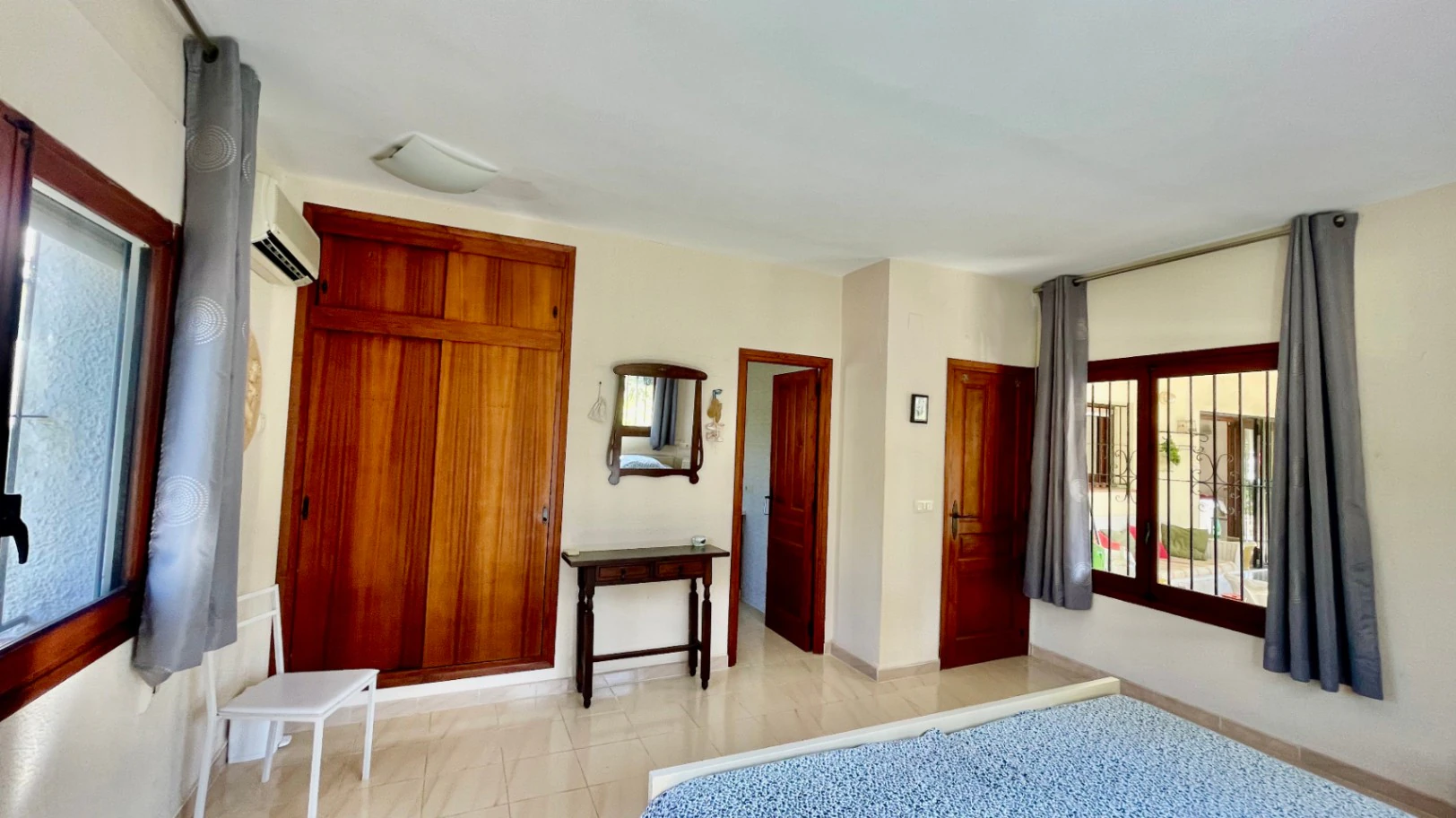 Villa for sale in Parcent: Charming, sought-after area