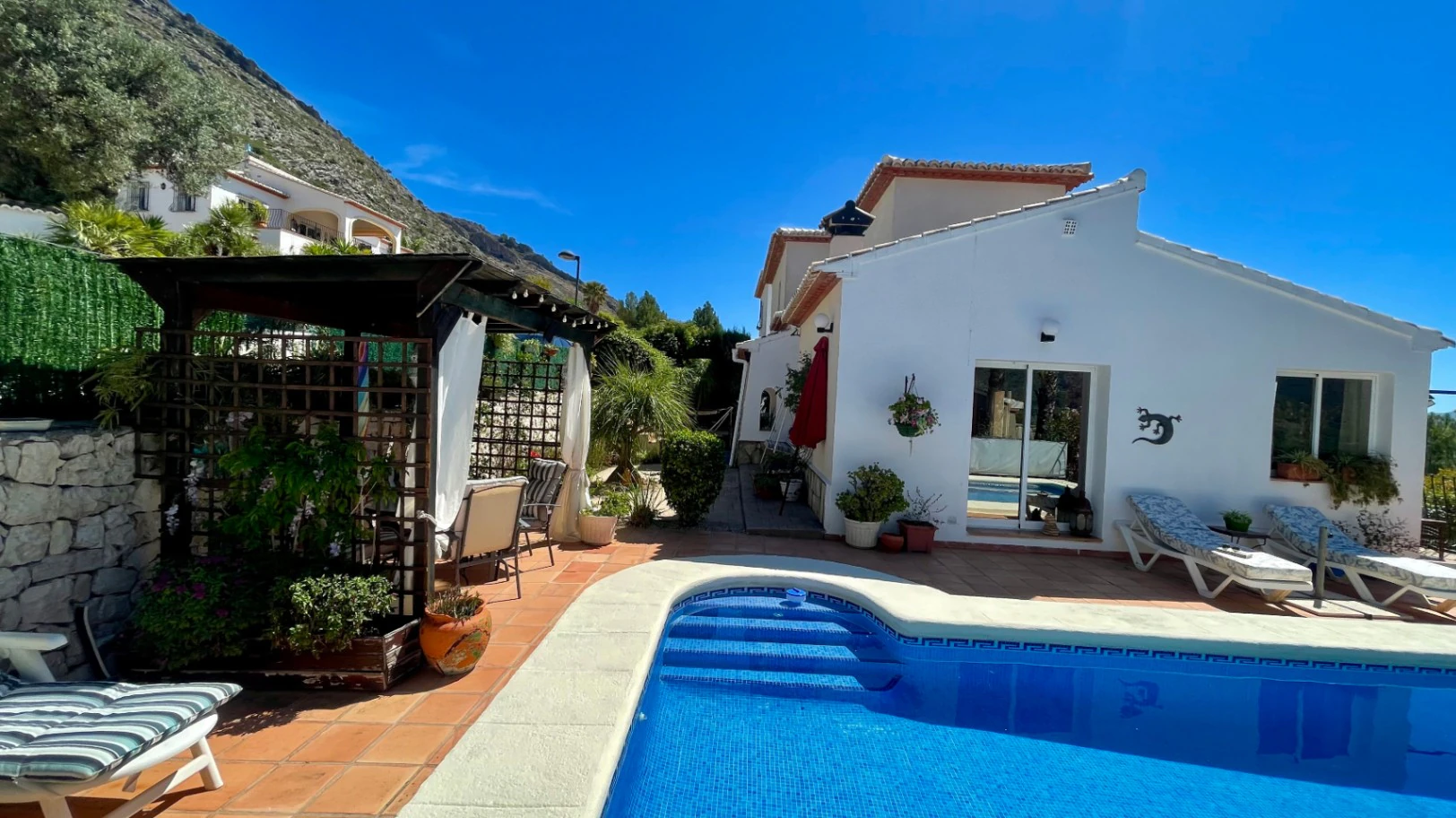 Villa te koop in Benigembla: Frontlinie met prachtig uitzicht