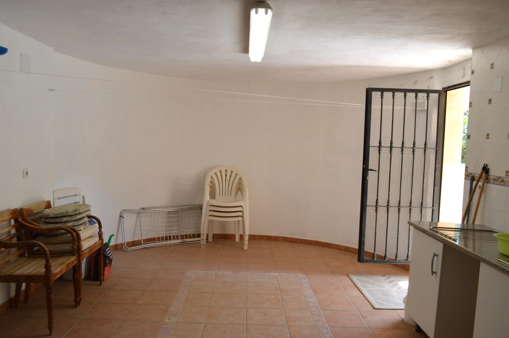 Villa for sale in Jalon: Unique, very private