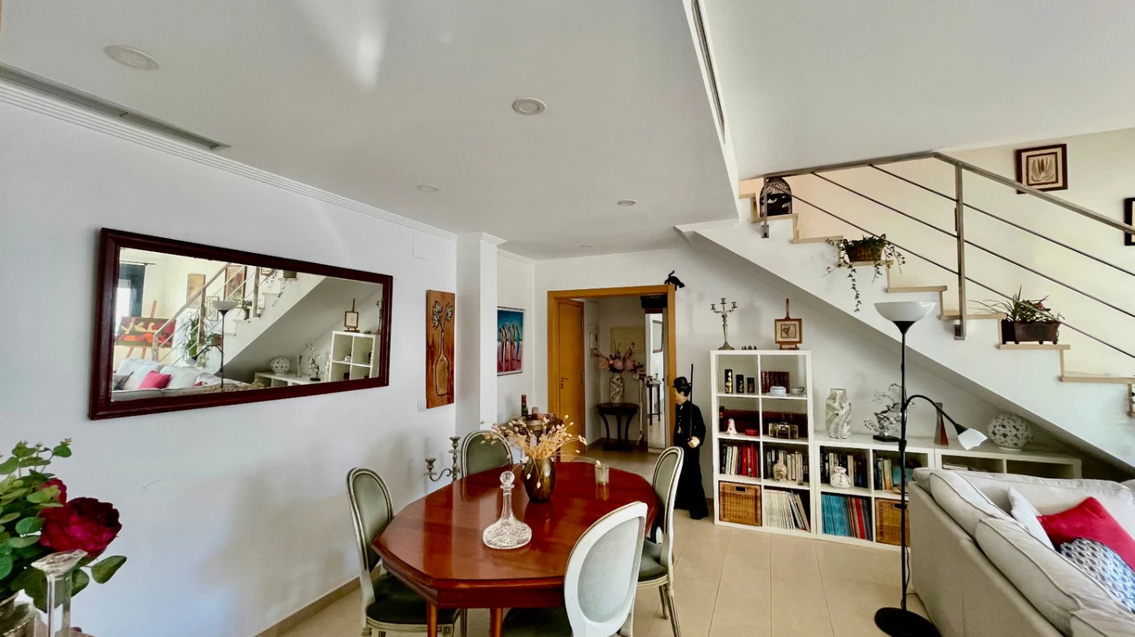 Penthouse apartment in Jalon: Prime central location