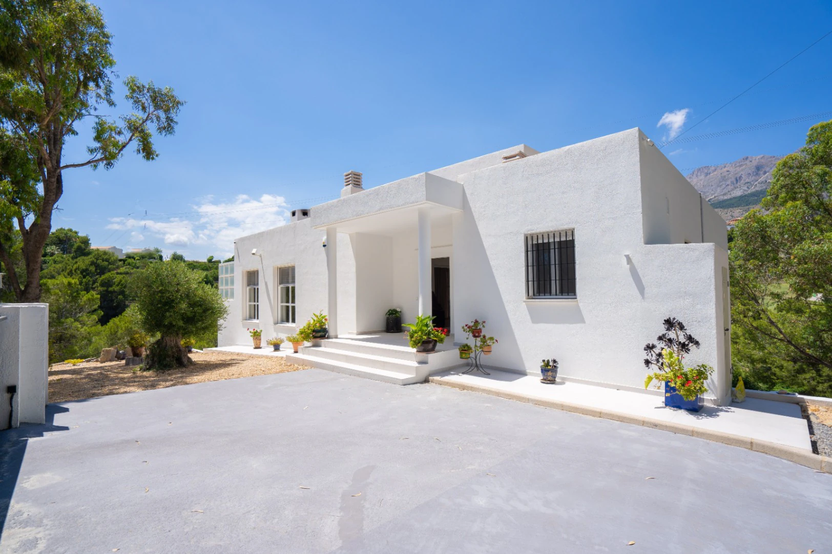 Villa for sale in Altea with sea views
