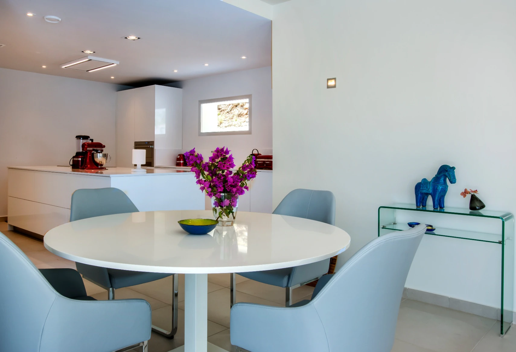 Villa for sale in Orba: Minimalist luxury, with fabulous views