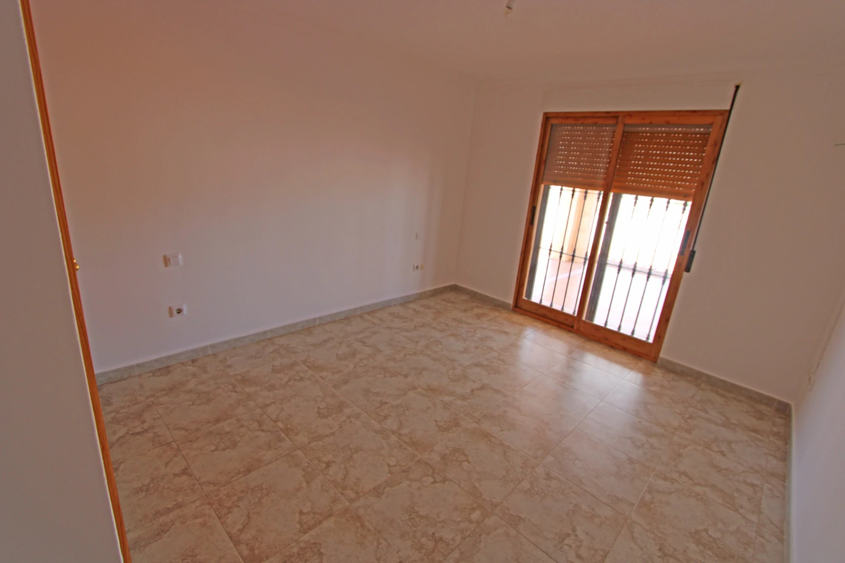Verkoop. Villa in Orba