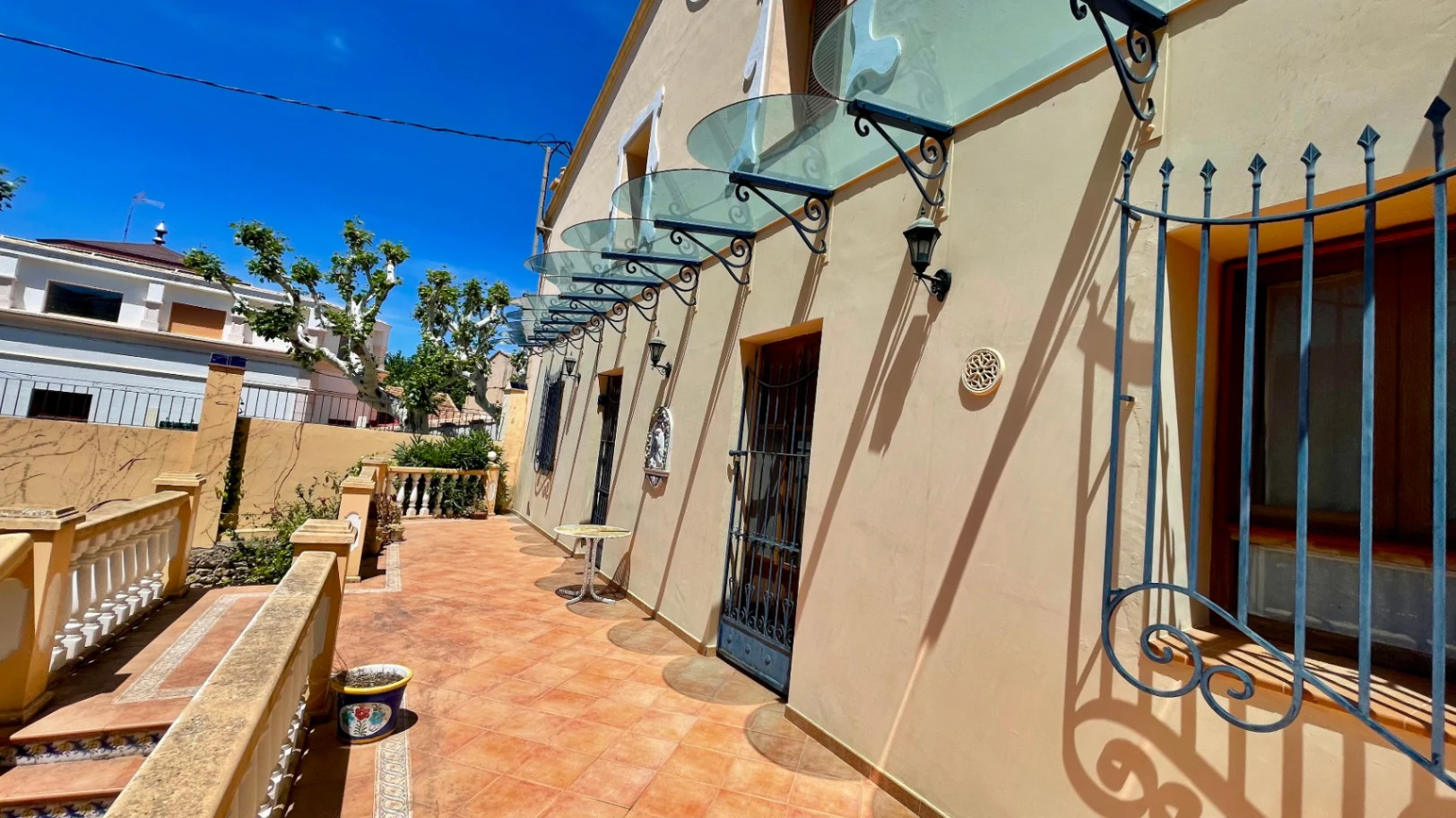Townhouse for sale in Parcent: Magnificent