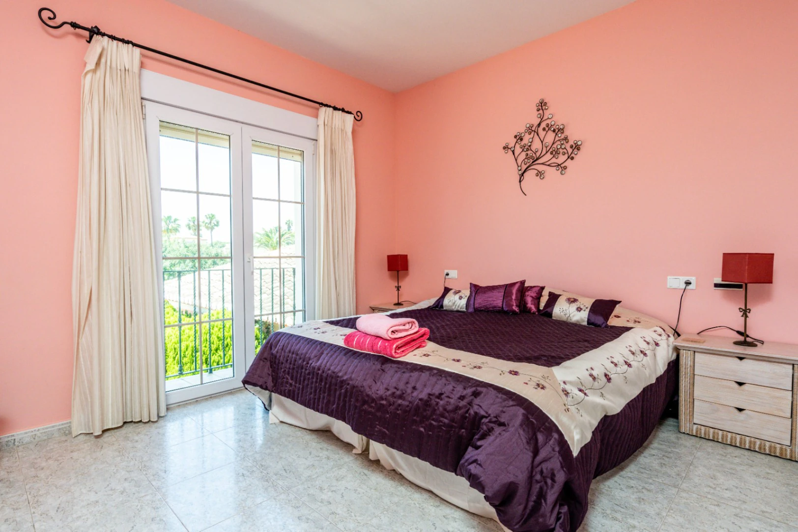 Villa te koop in Javea: Herenhuis op het zuiden