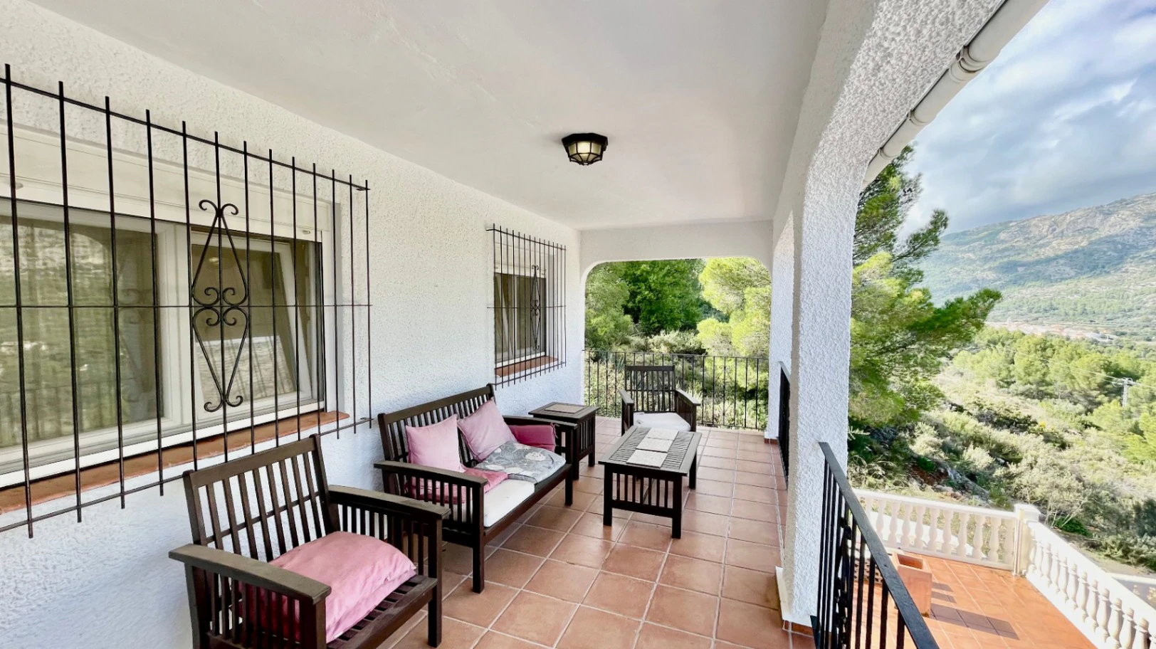 Villa for sale in Benigembla: Peaceful, rural, completely private