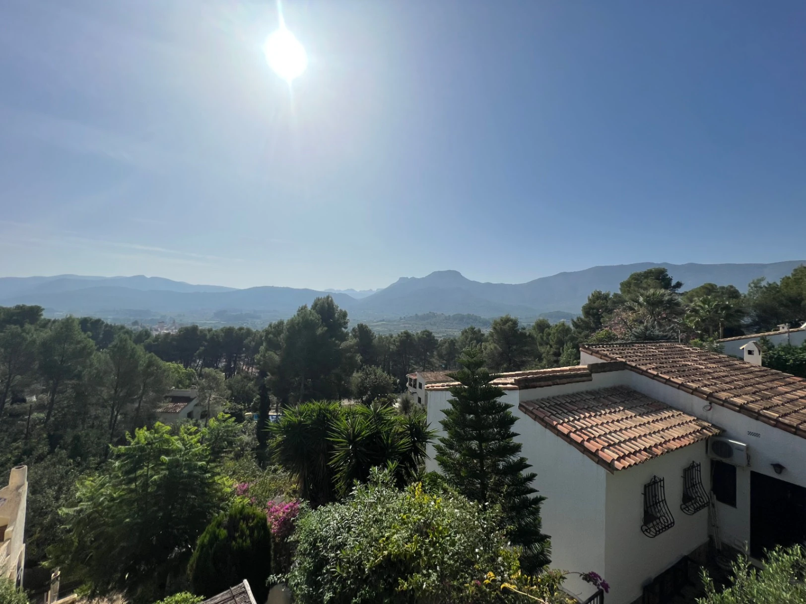 Villa te koop in Alcalali: Prachtig uitzicht op het zuiden