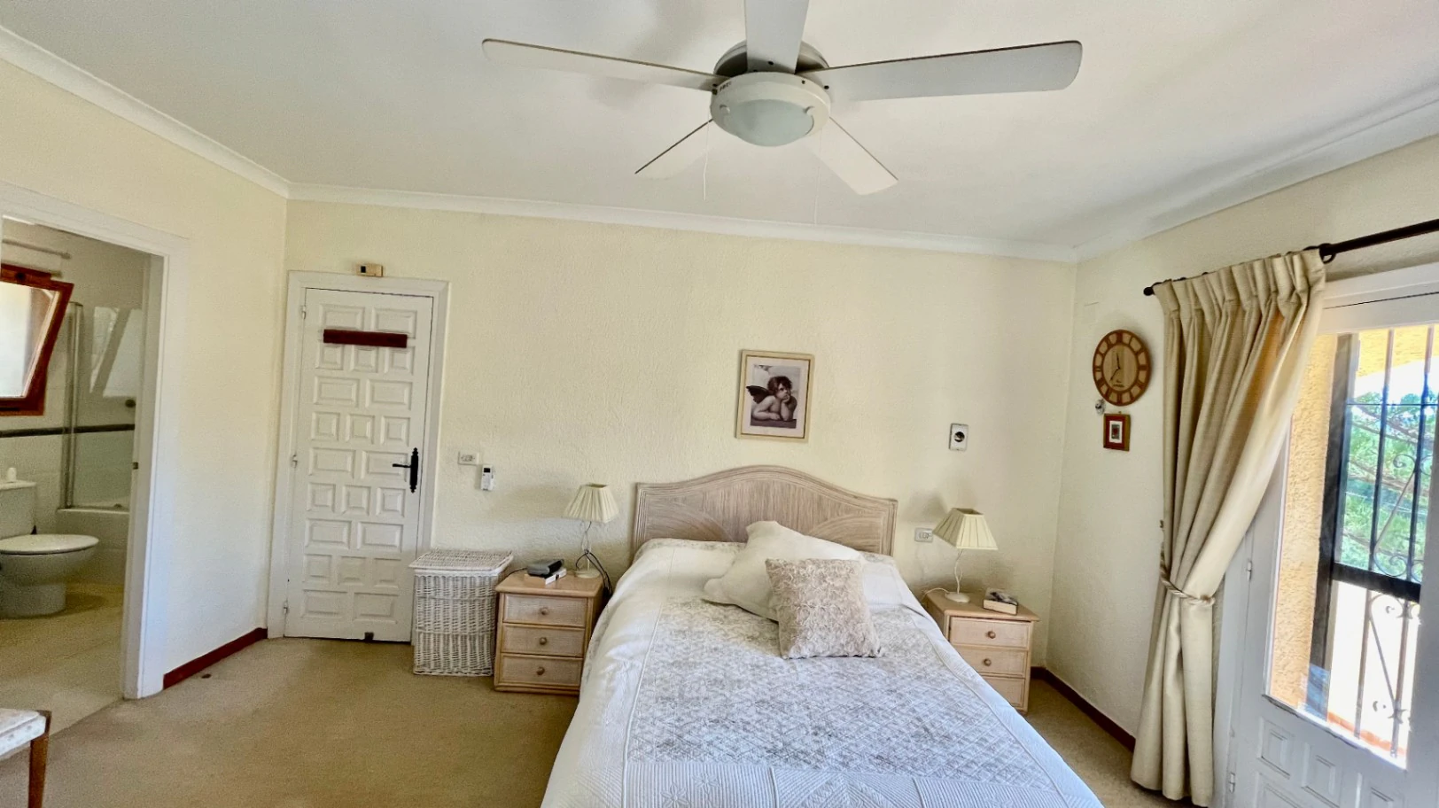 Villa te koop in Alcalali: Prachtig met adembenemend uitzicht