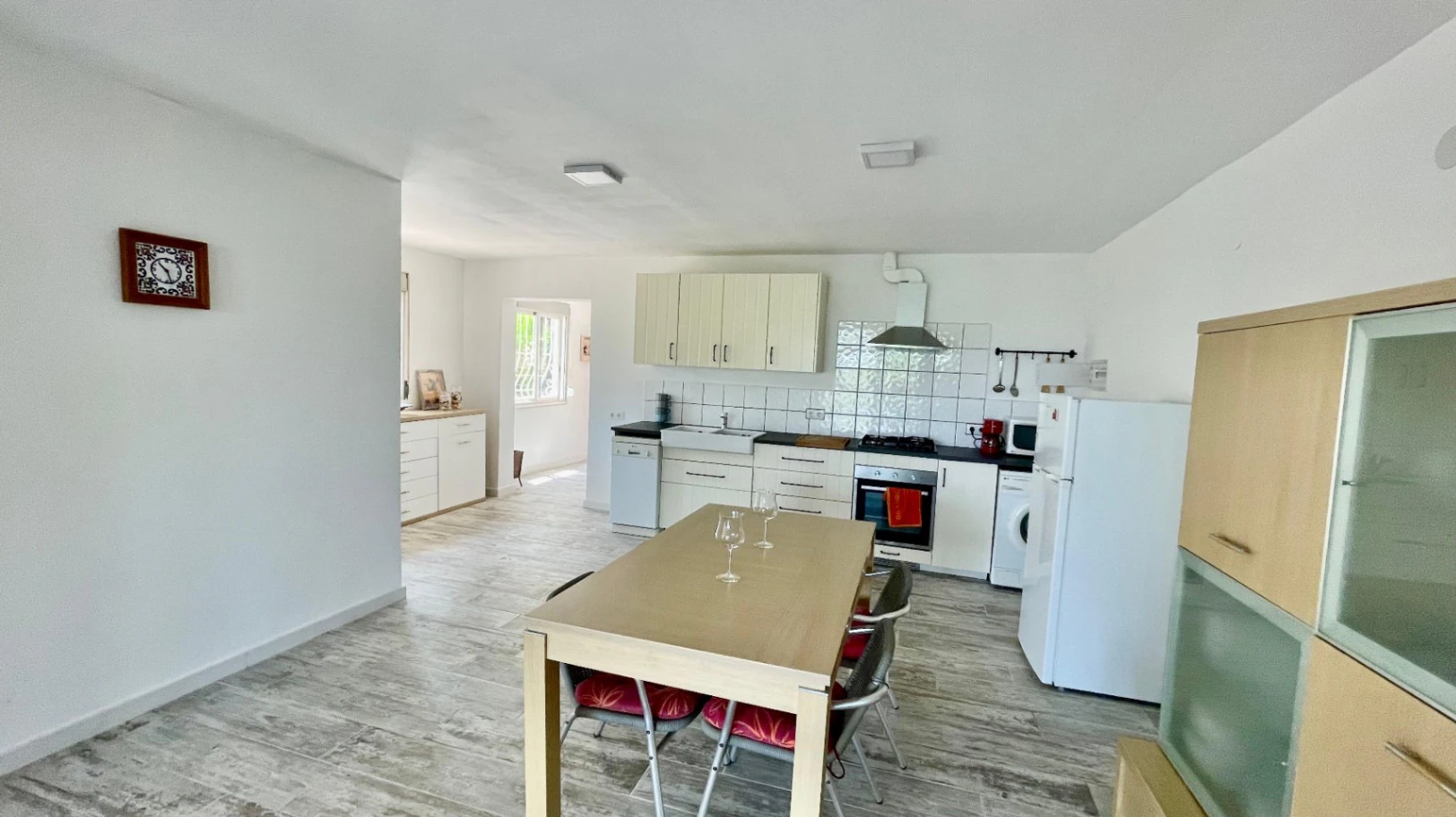 Country house for sale in Parcent: large plot, tranquil escape