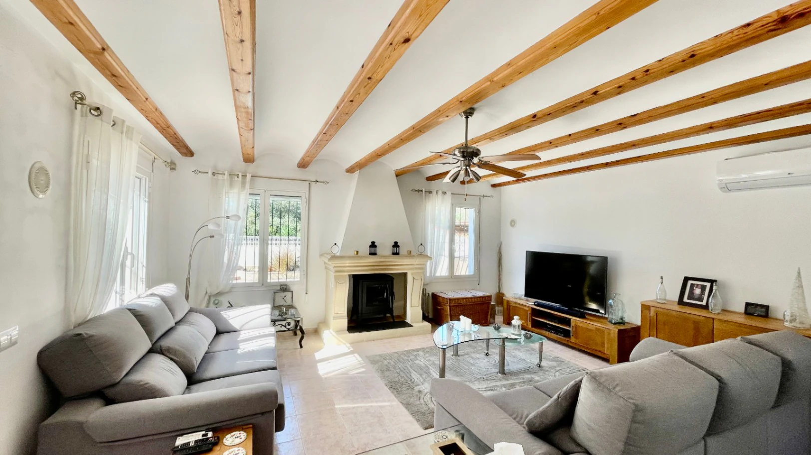 Villa for sale in Benigembla: Single level living, south-facing