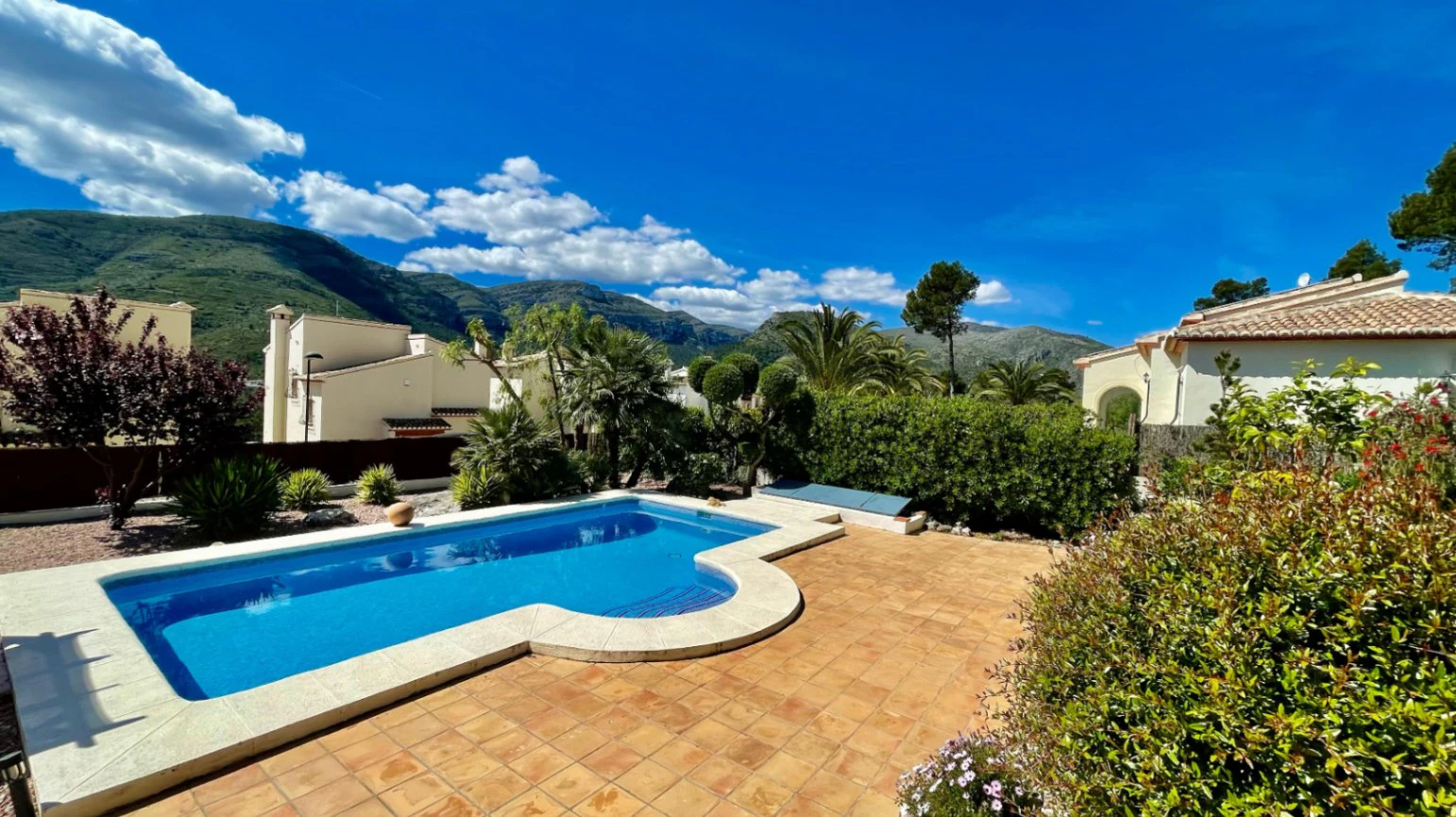 Villa for sale in Benigembla: A tranquil oasis