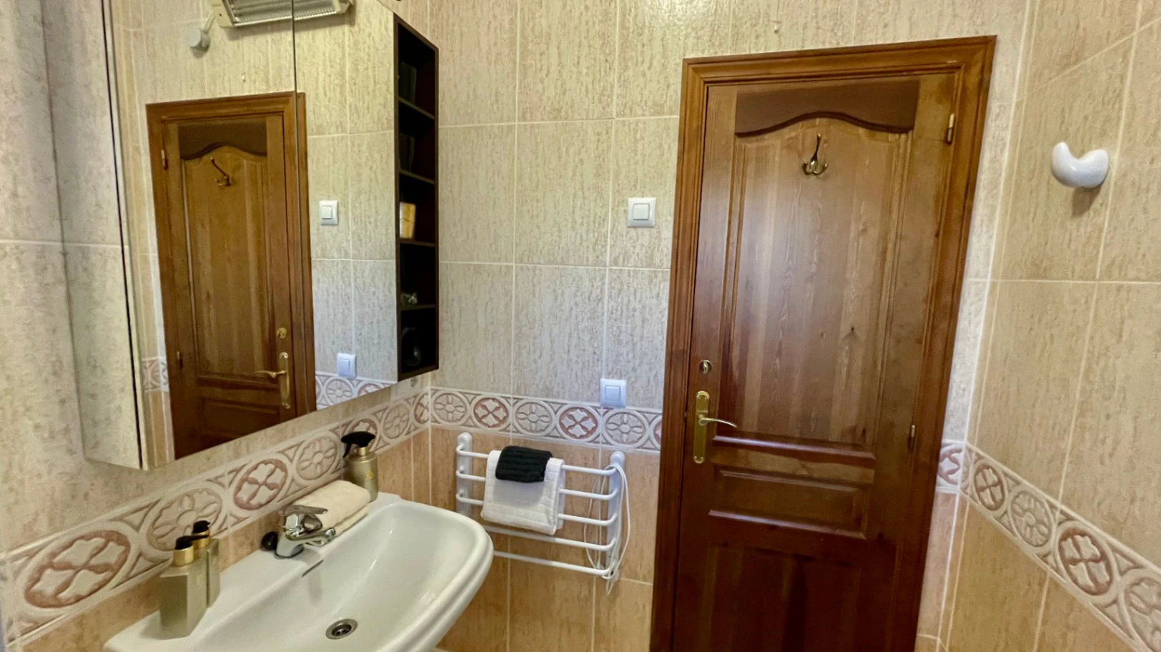 Halfvrijstaande bungalow te koop in Murla: Elegant, op hoekperceel