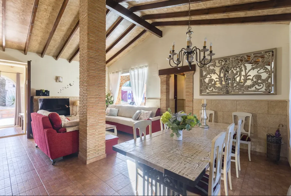 Estate for sale in Jalón