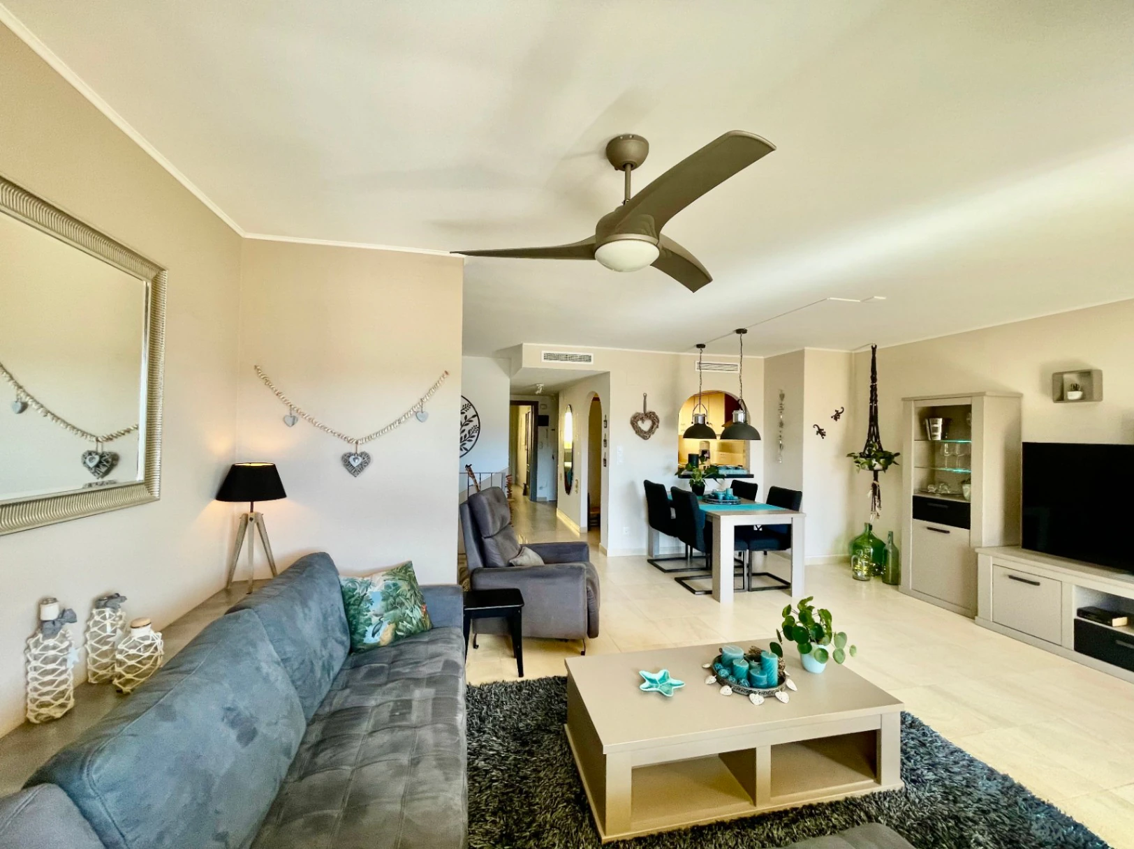 Modern townhouse for sale in Jalon: luxurious, breathtaking views