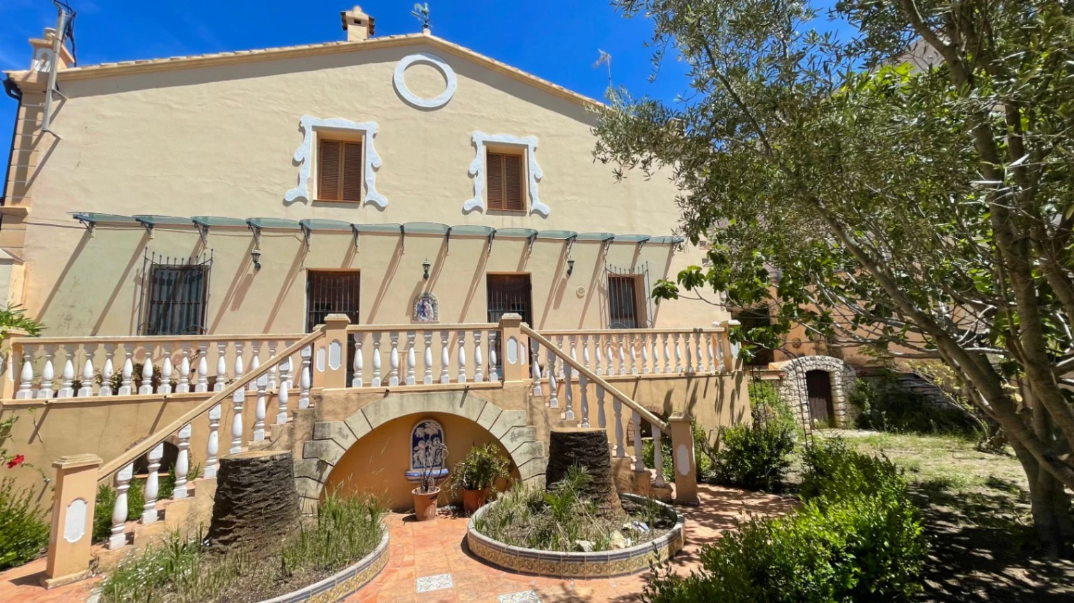 Townhouse for sale in Parcent: Magnificent