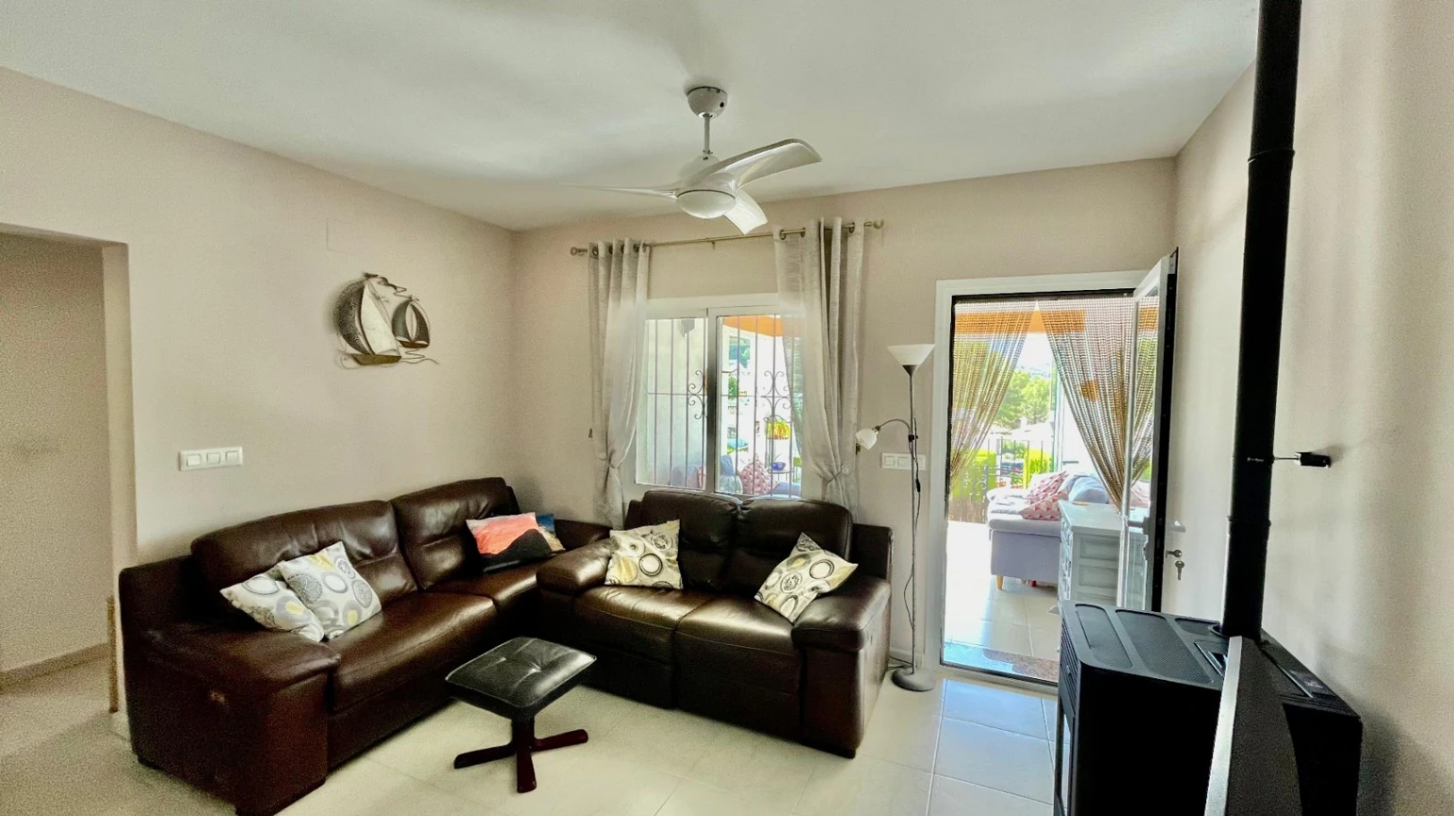 Semi-detached villa for sale in Murla - immaculate, south facing