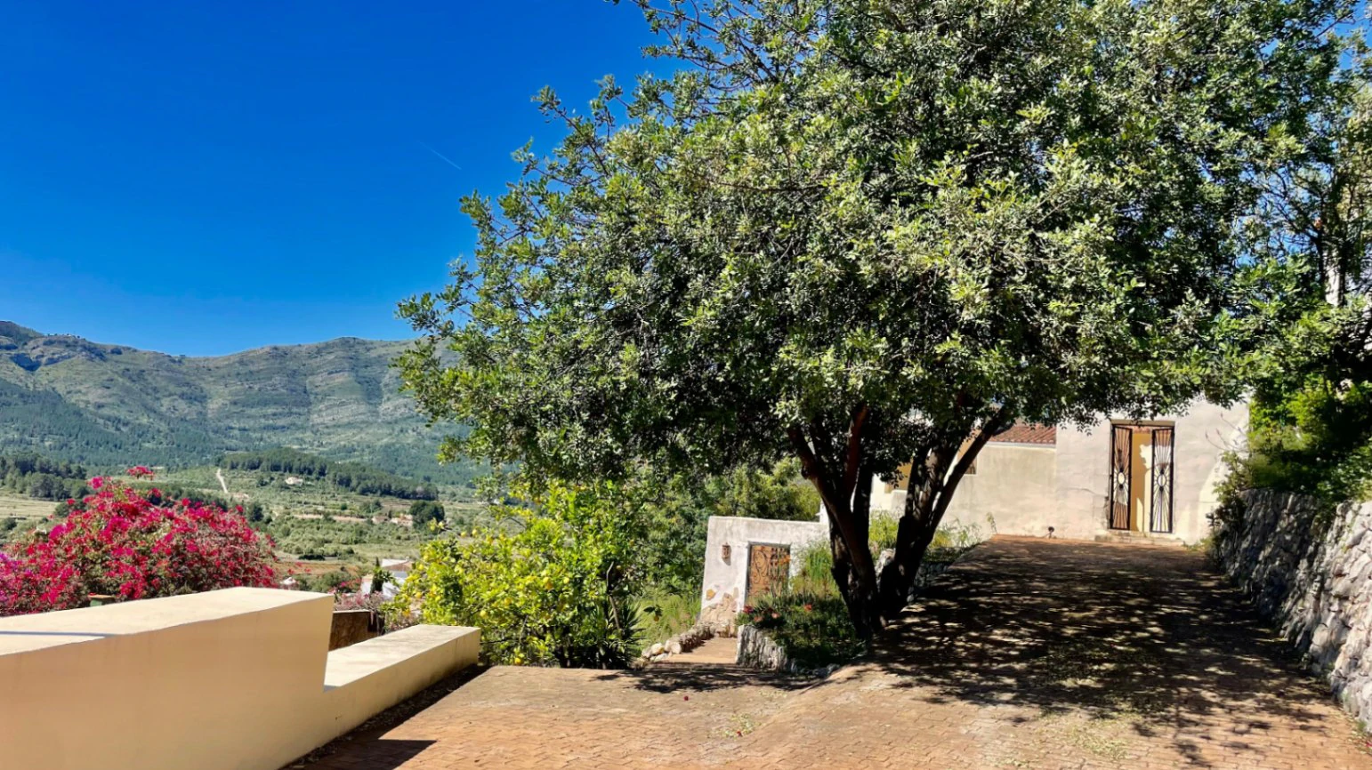 Villa te koop in Alcalali: Prachtig uitzicht, zeer privé