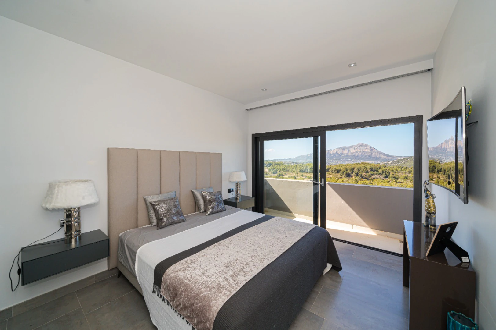 Villa for sale in Javea with sea views