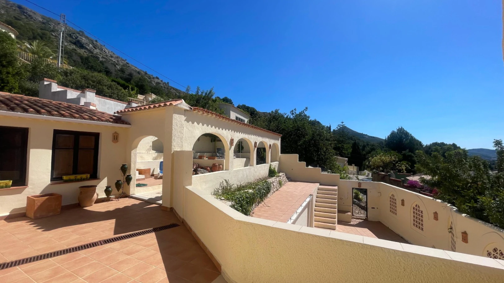 Villa te koop in Alcalali: Prachtig uitzicht, zeer privé