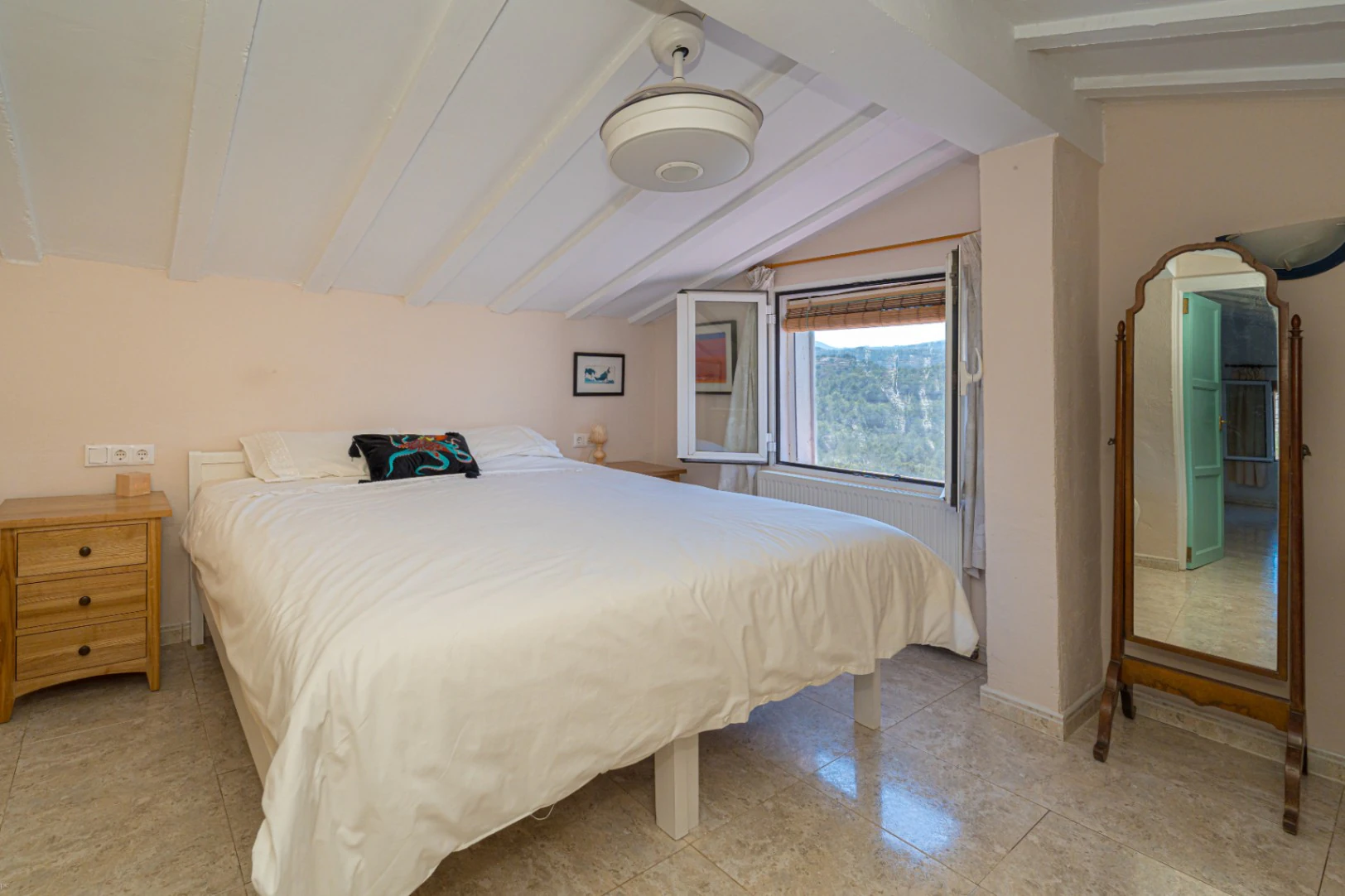 Villa for sale in Benissa: Stables and land