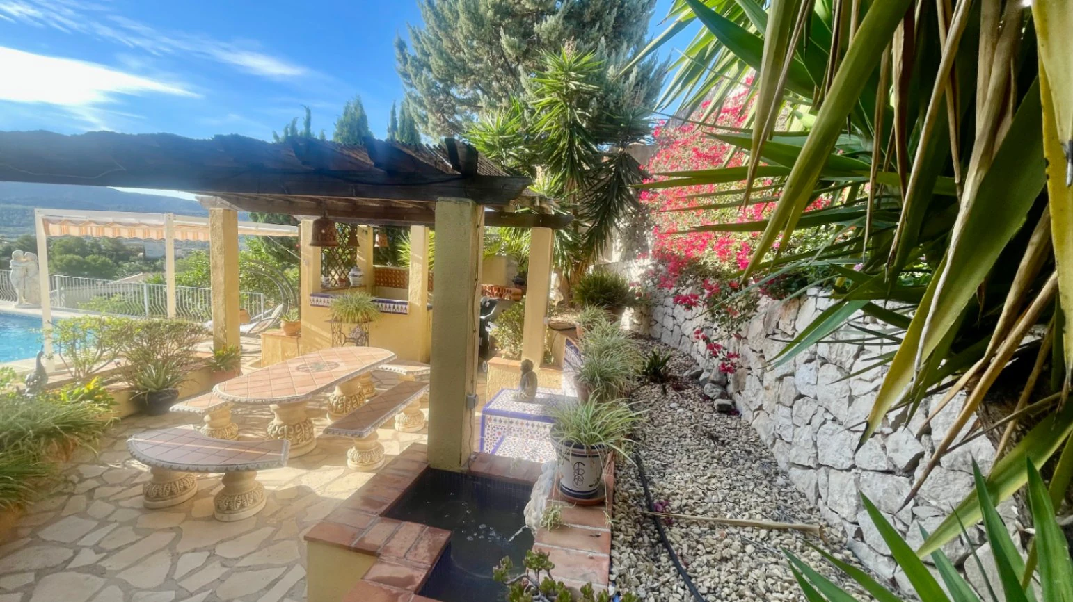 Villa for sale in Alcalali: Stunning views