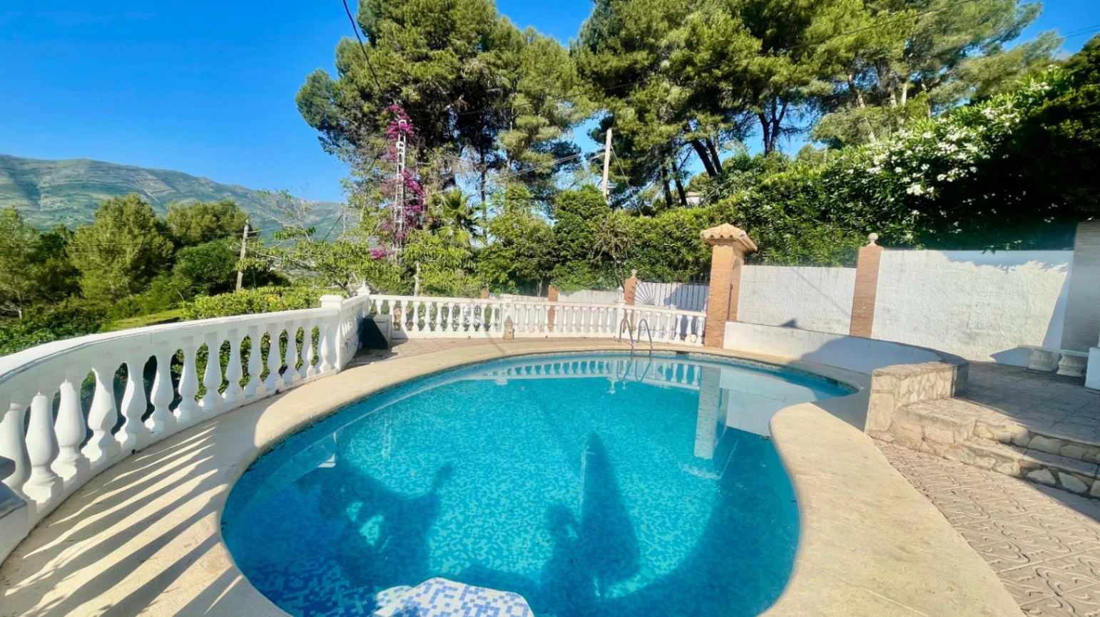 Villa te koop in Alcalali: Prachtig uitzicht op het zuiden