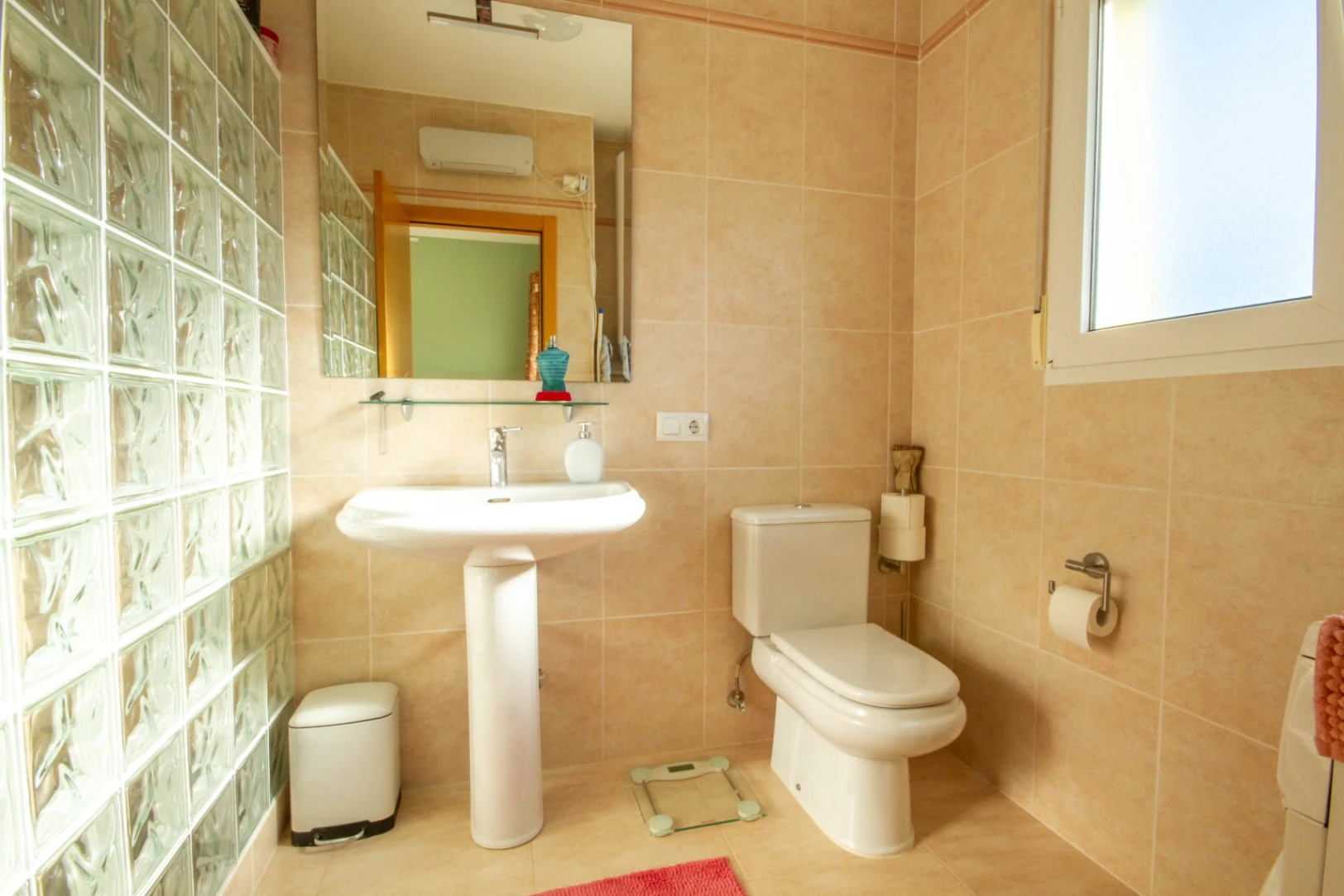 Townhouse for sale in Ráfol de Almunia