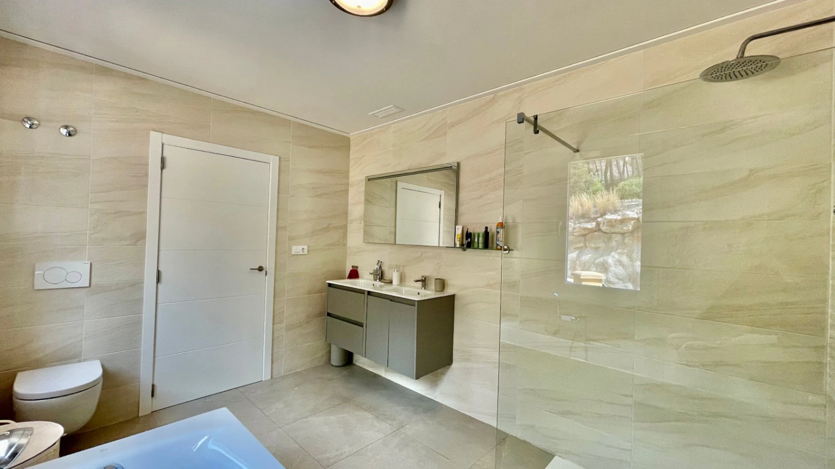 For sale in Alcalali: Modern and elegant
