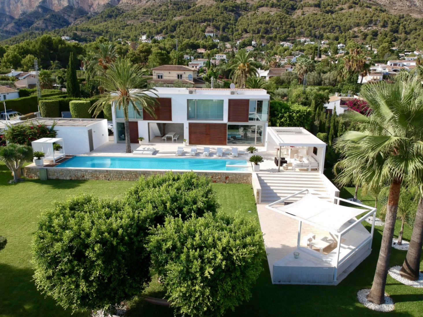 Villa te koop in Javea: Eigentijds, modern