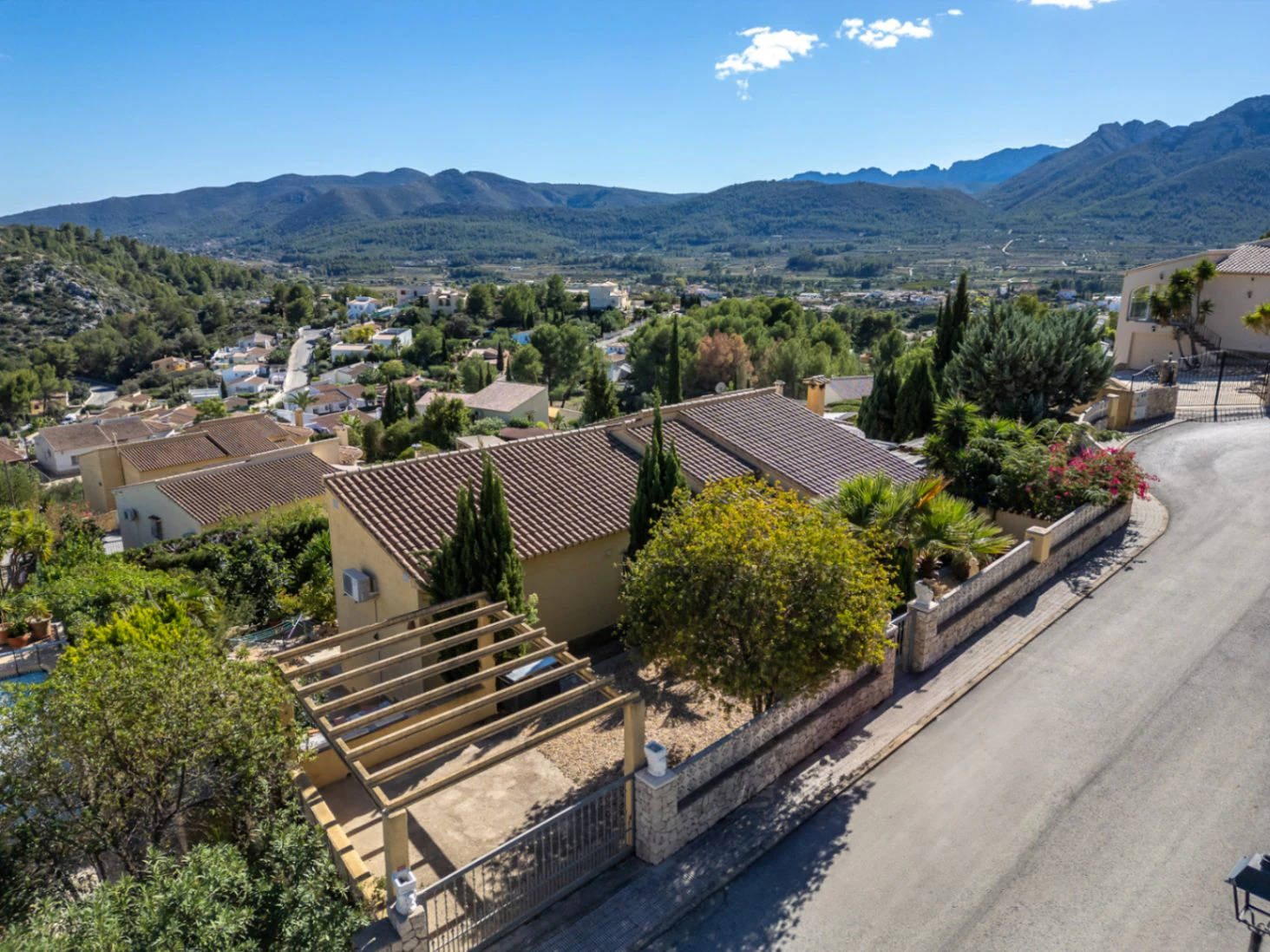 Villa for sale in Alcalali: Stunning views