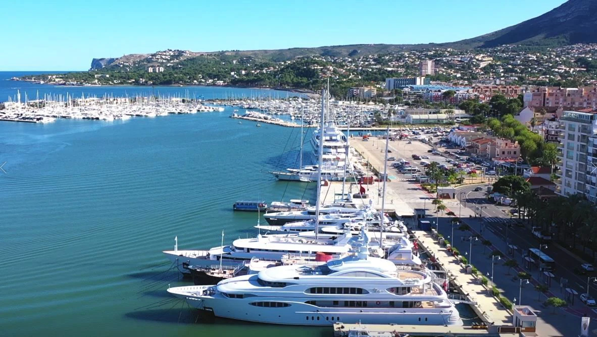 For sale in Denia - luxury two bed apartment