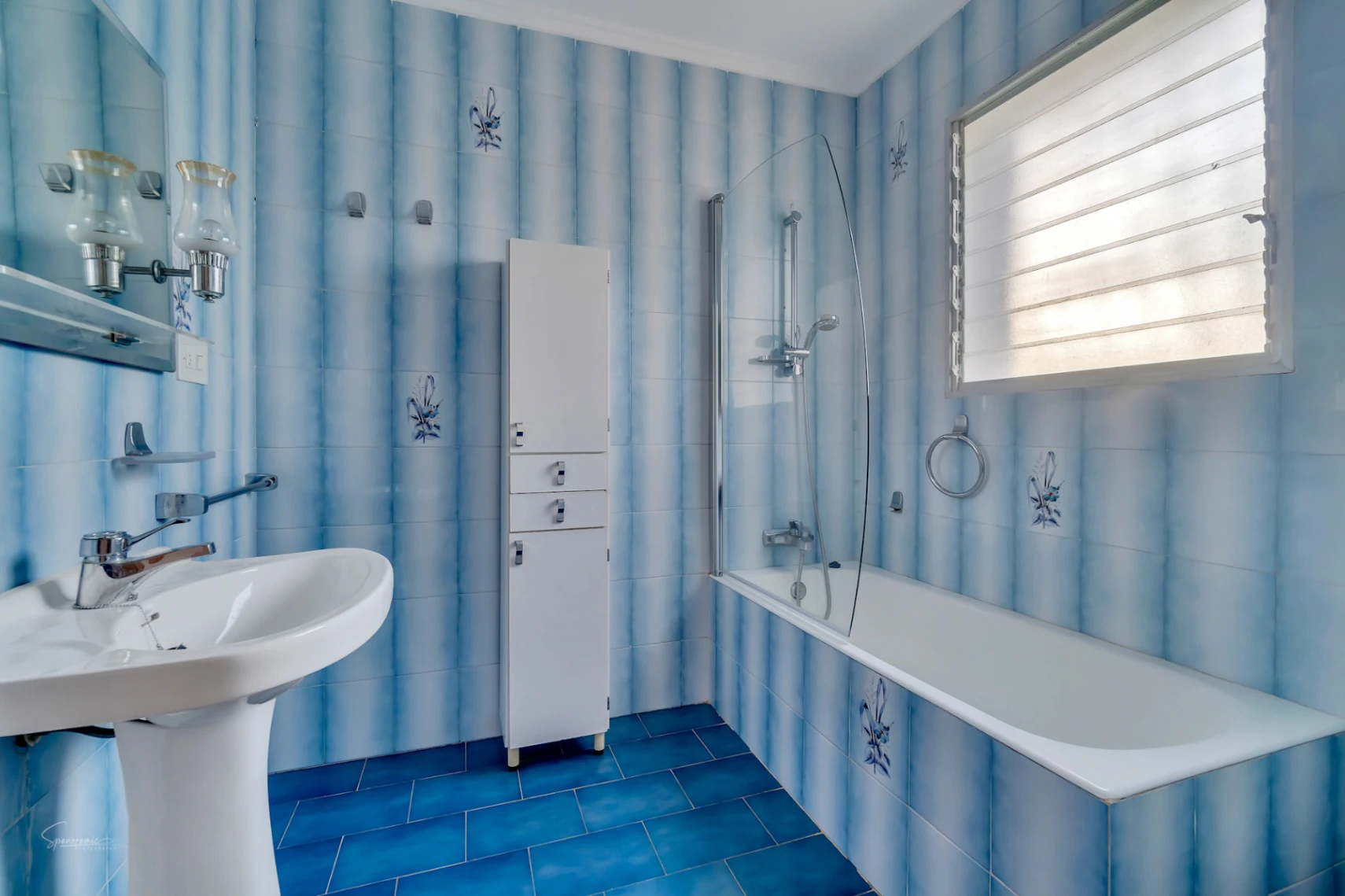 Two villas for sale in Parcent on one plot