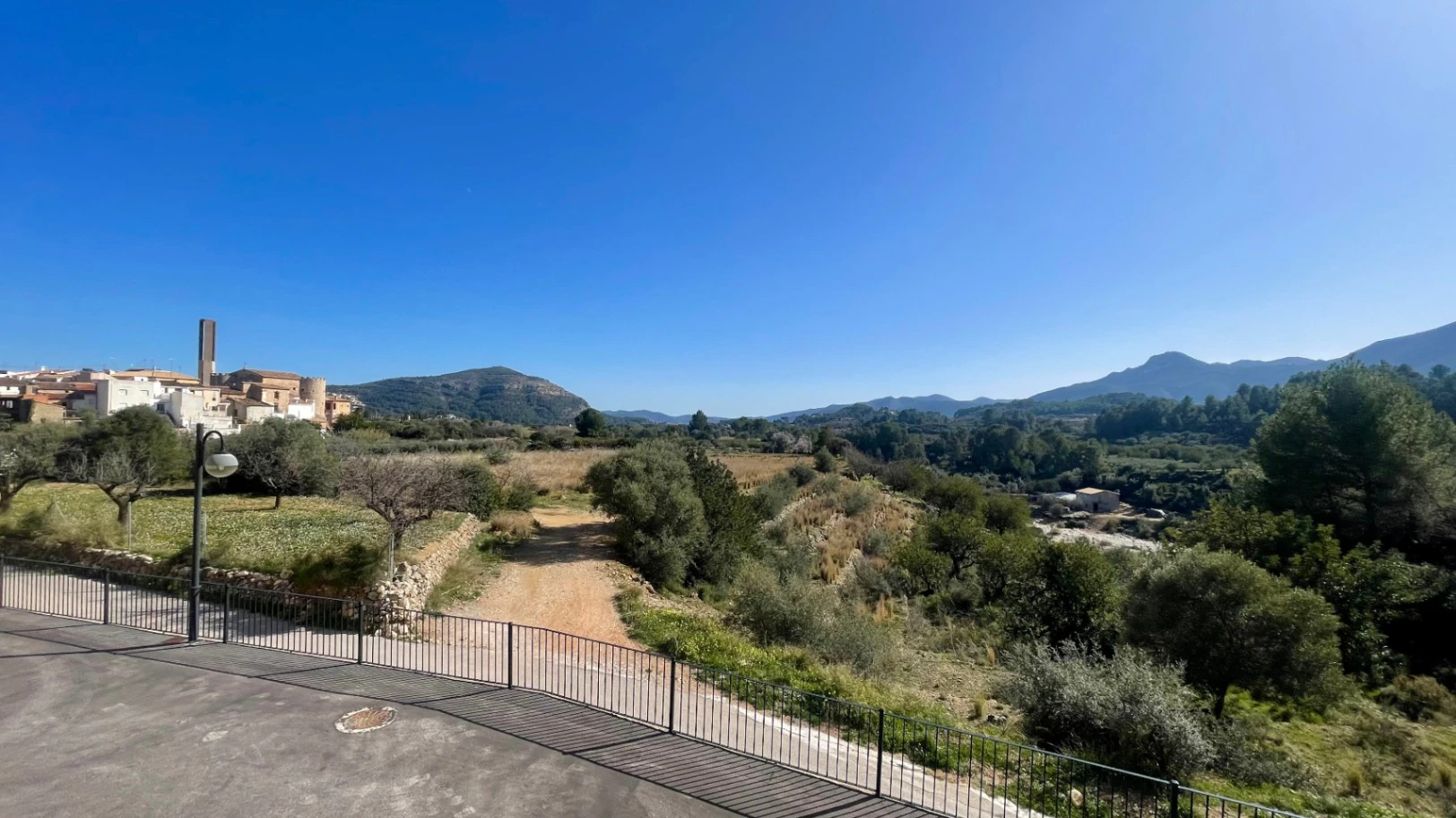 Modern townhouse for sale in Murla: Luxury, contemporary